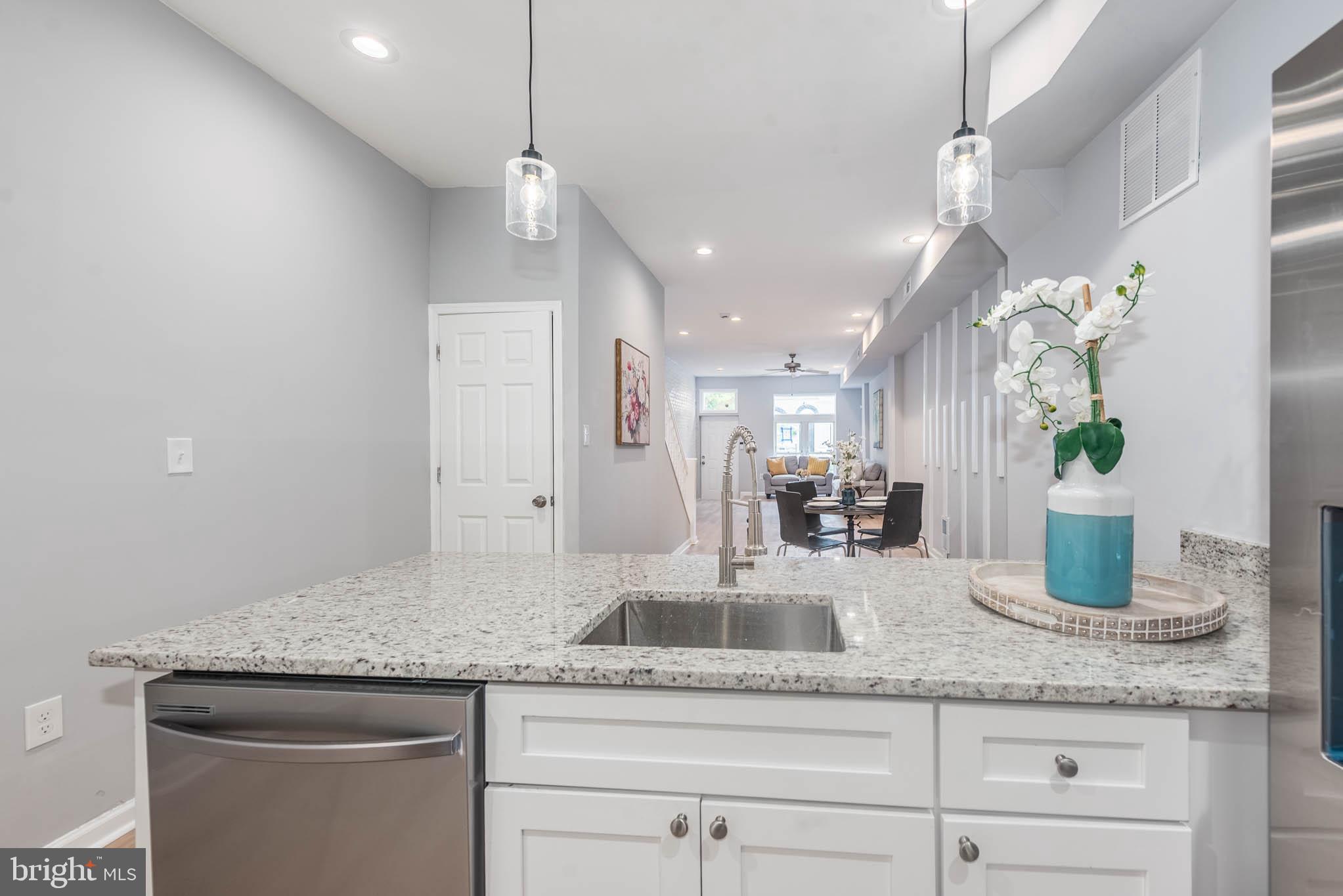 BROADWAY EAST - Residential
