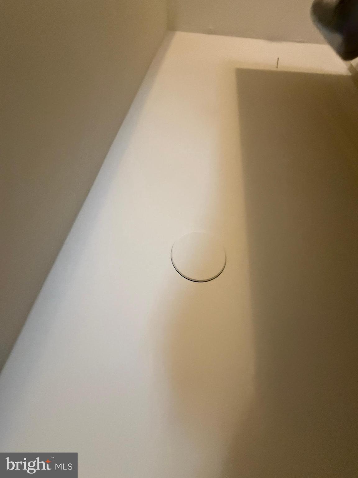 OLDE GREENWICH - Residential Lease