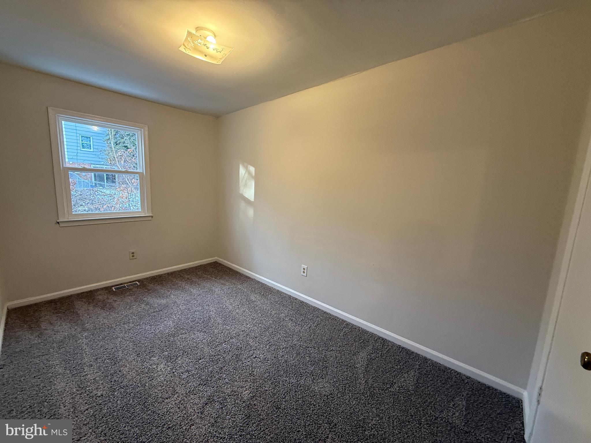 OLDE GREENWICH - Residential Lease