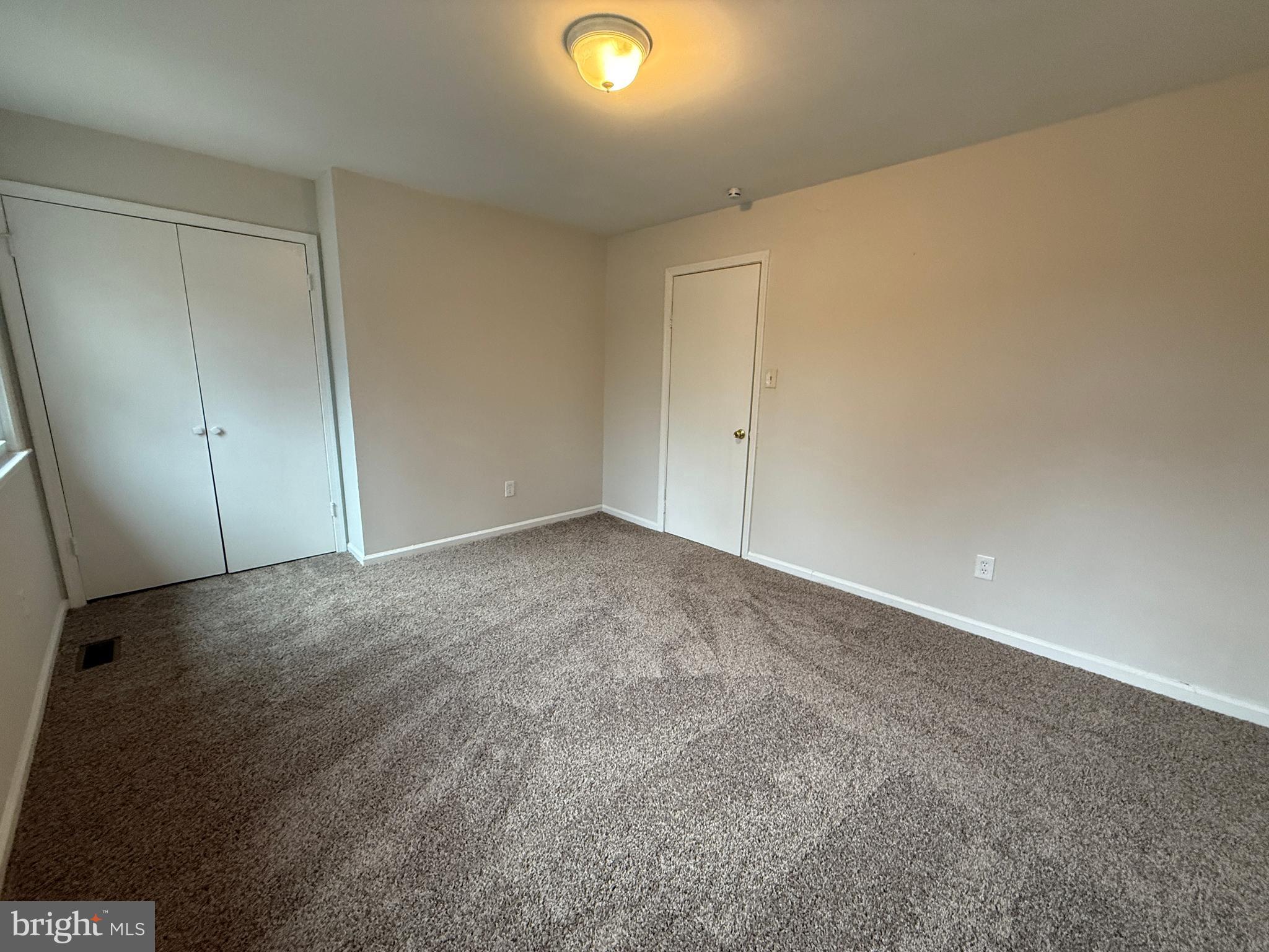 OLDE GREENWICH - Residential Lease