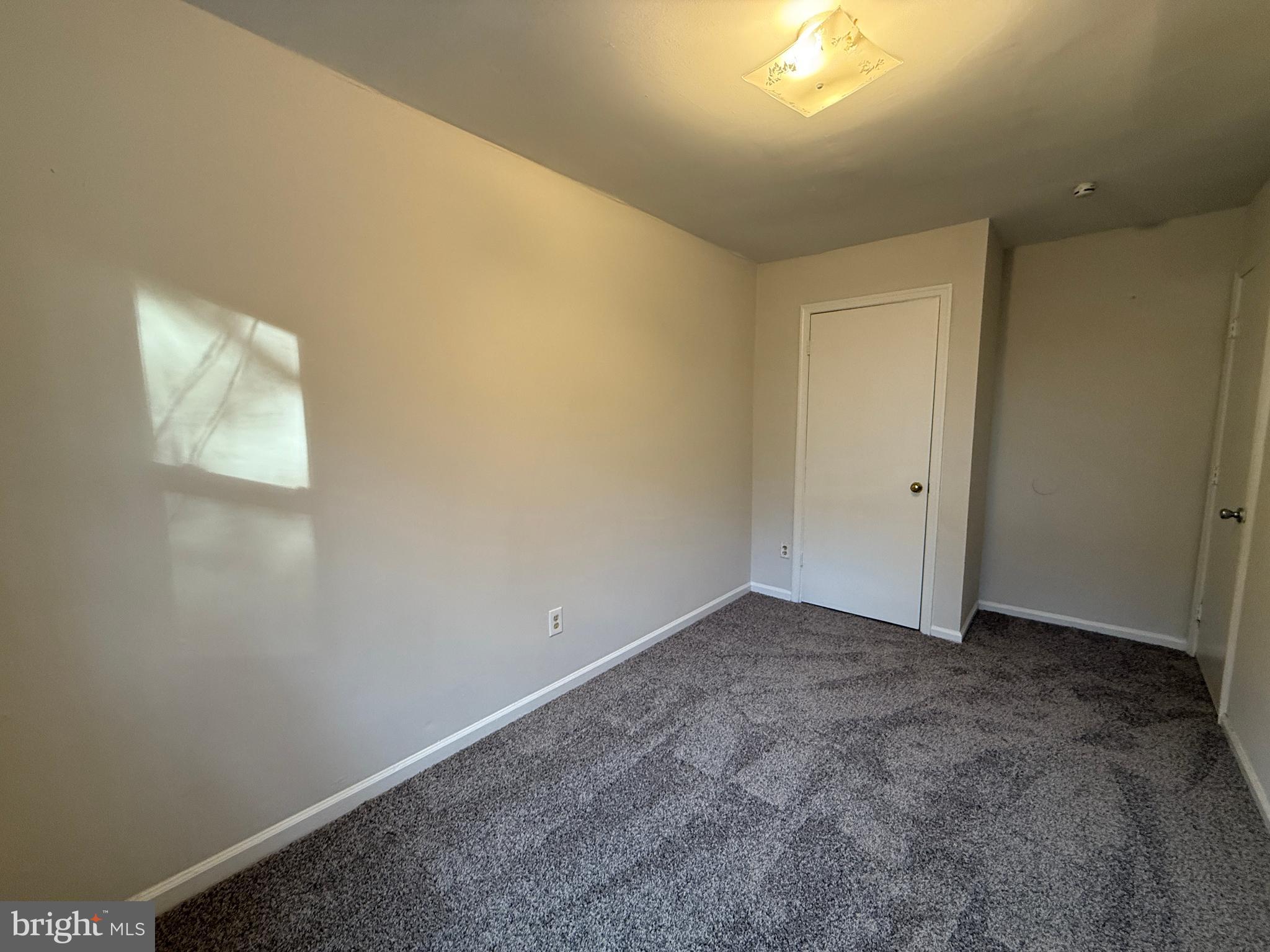 OLDE GREENWICH - Residential Lease