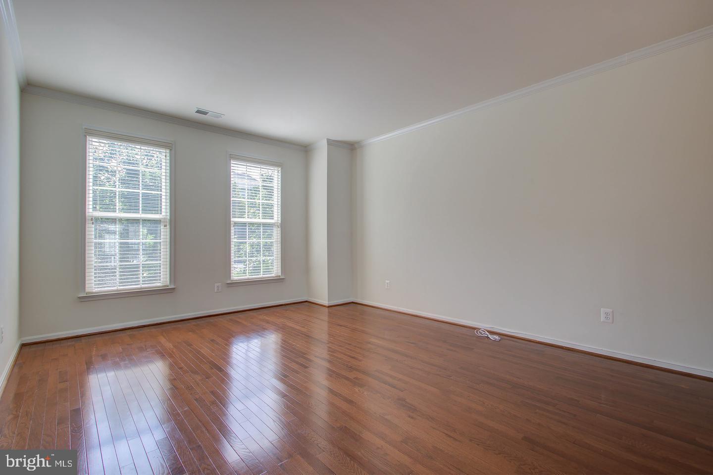 BRAMBLETON OVERLOOK - Residential Lease