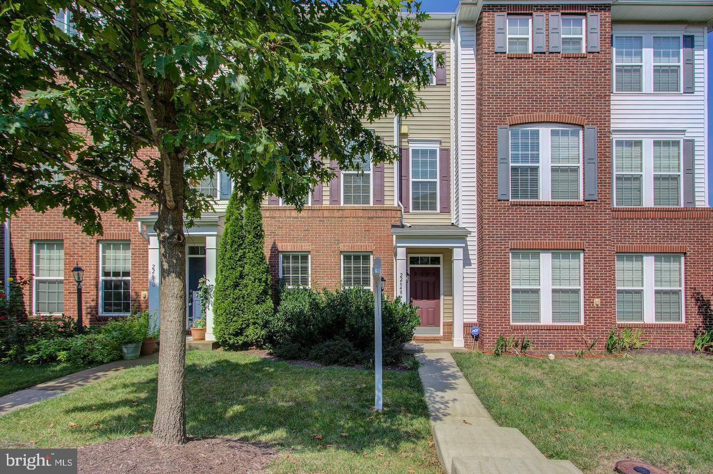 BRAMBLETON OVERLOOK - Residential Lease