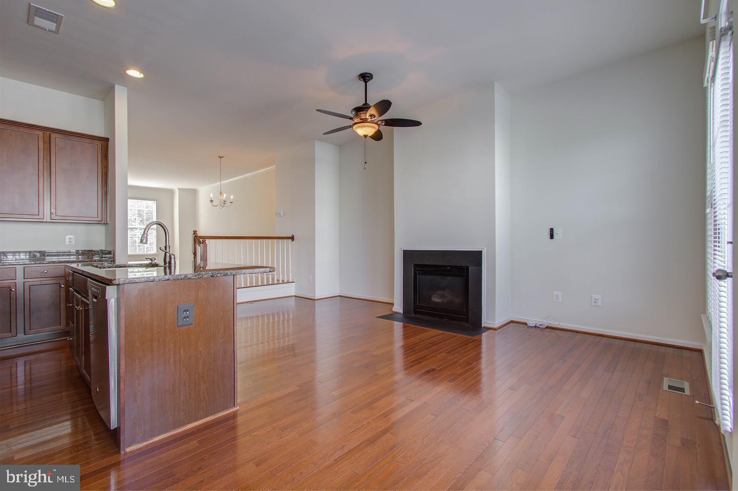 BRAMBLETON OVERLOOK - Residential Lease