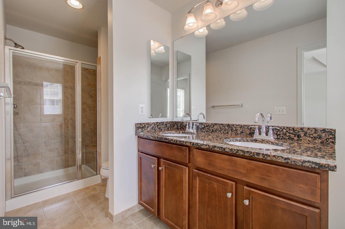 BRAMBLETON OVERLOOK - Residential Lease