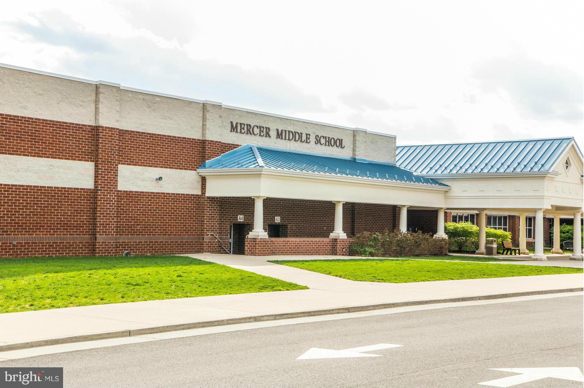 VIRGINIA MANOR CONDOMINIUM - Residential