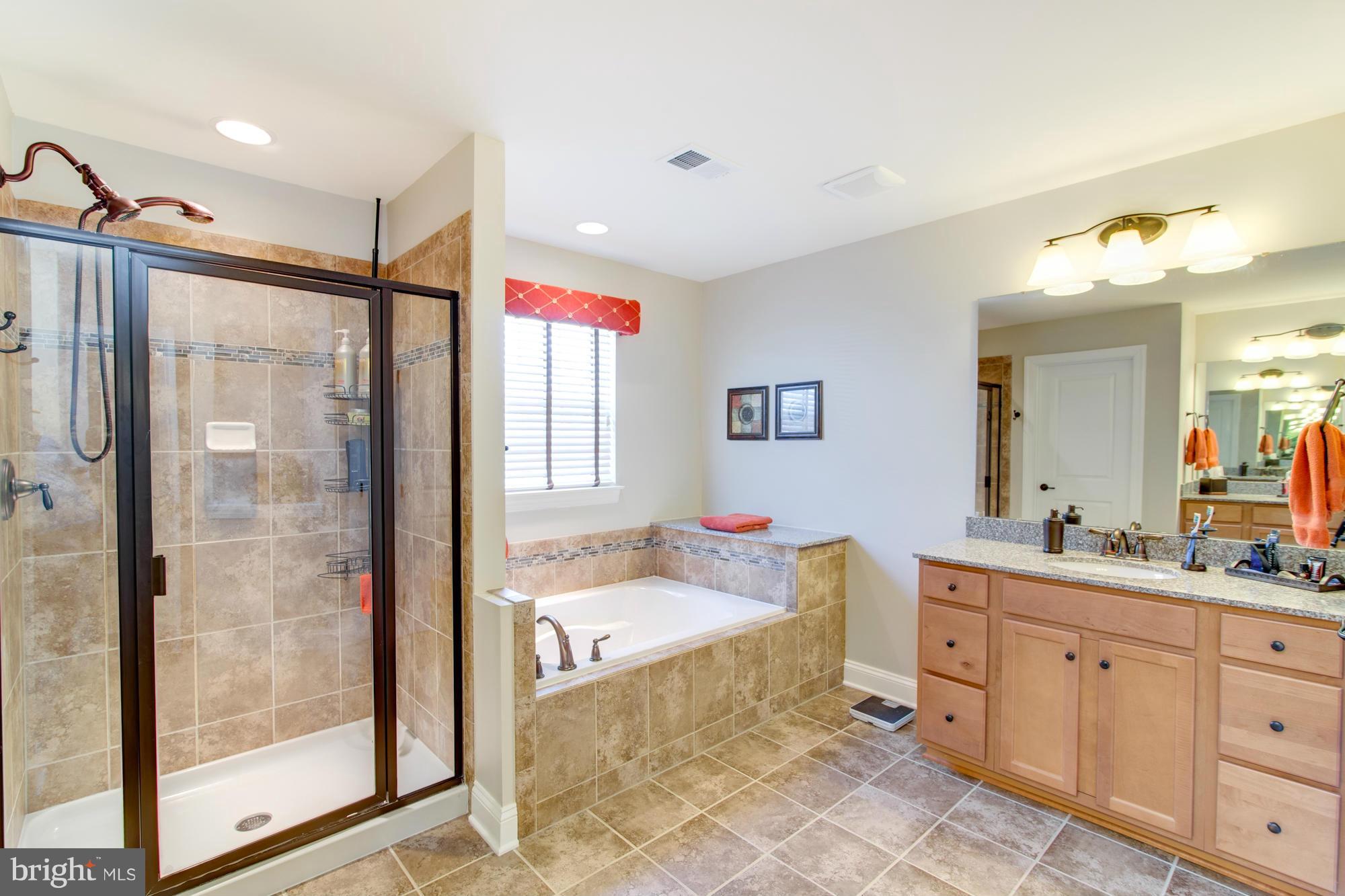 VIRGINIA MANOR CONDOMINIUM - Residential