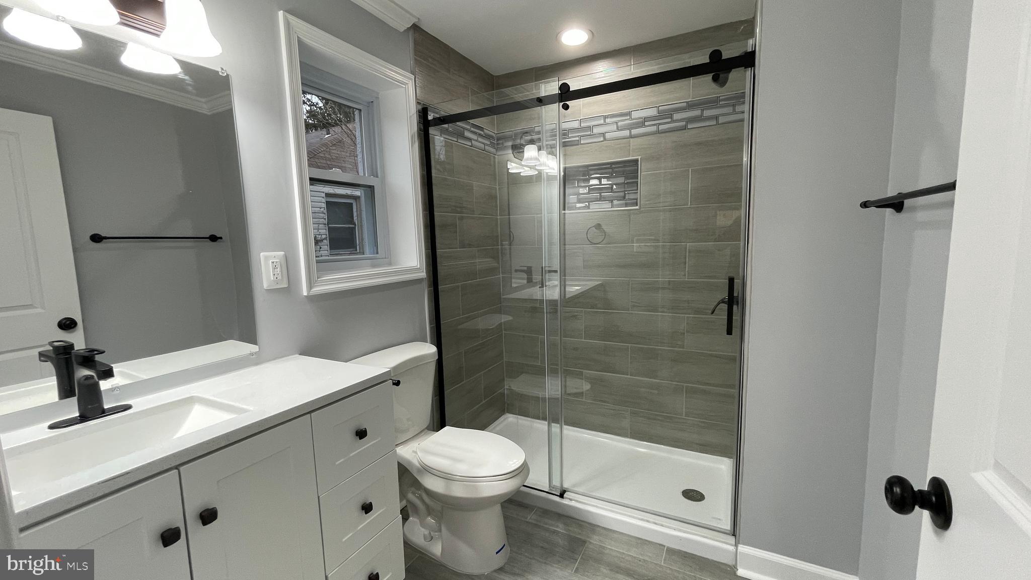 ELMWOOD - Residential