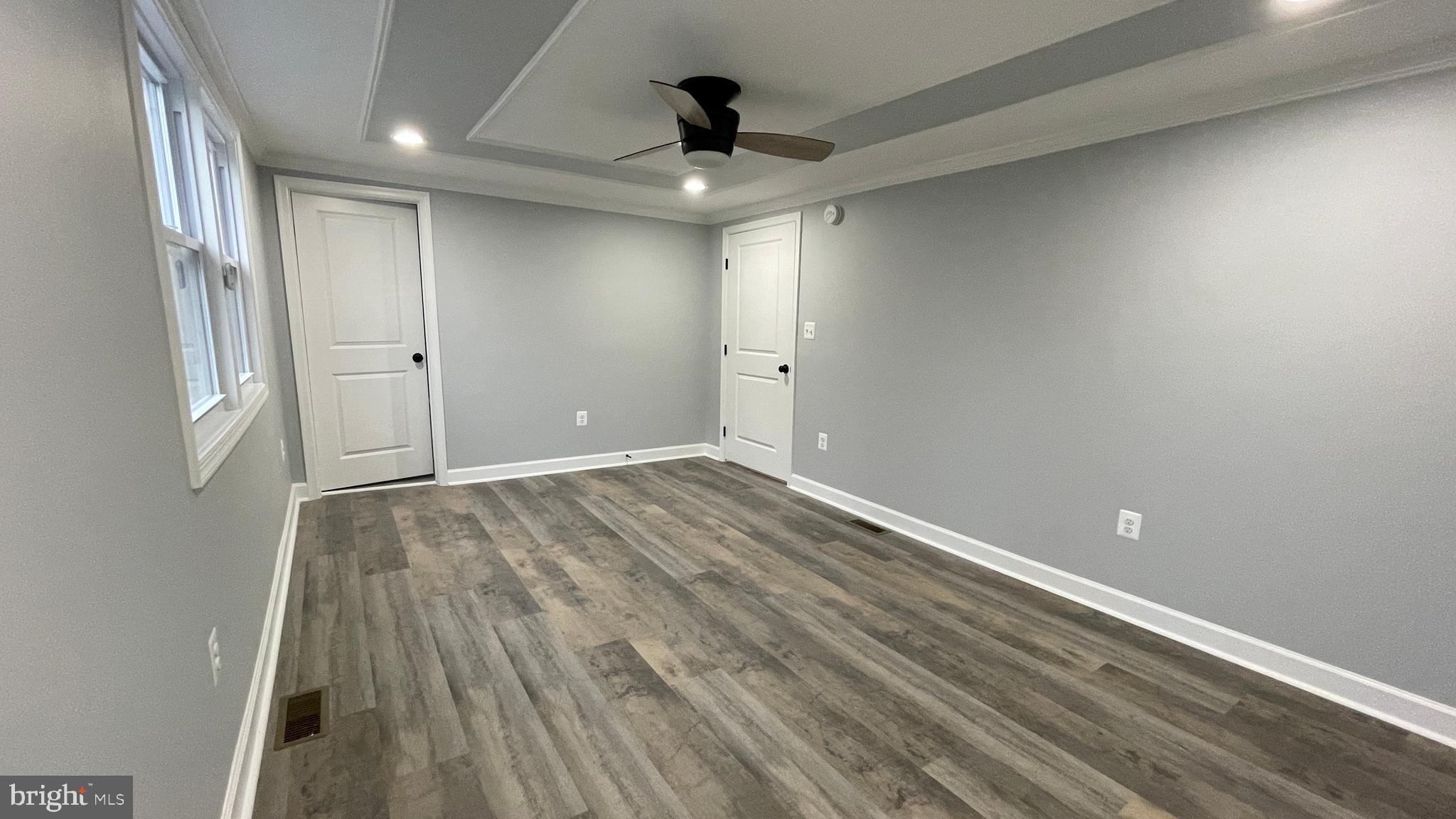 ELMWOOD - Residential