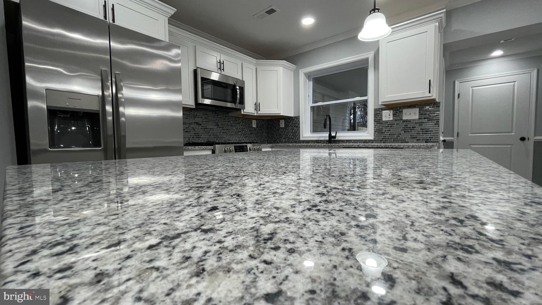 ELMWOOD - Residential