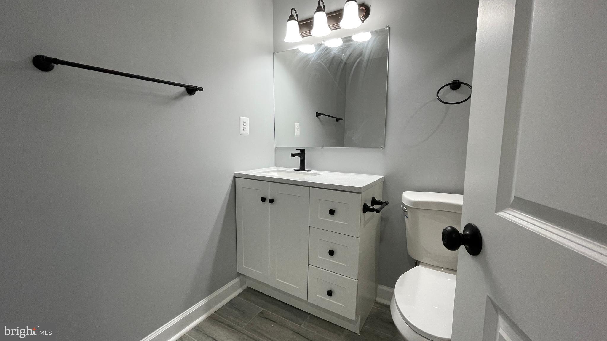 ELMWOOD - Residential