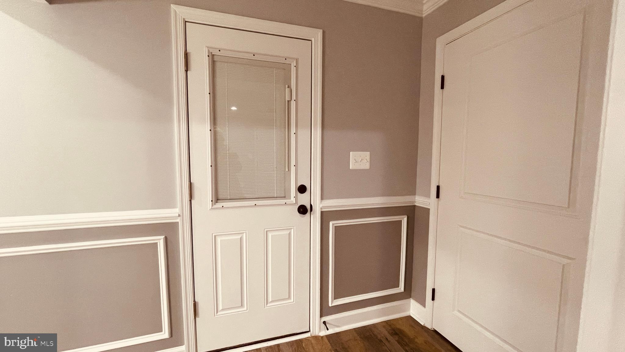 ELMWOOD - Residential