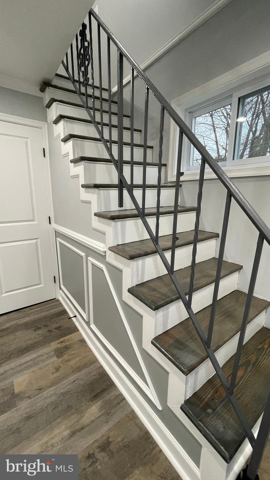 ELMWOOD - Residential