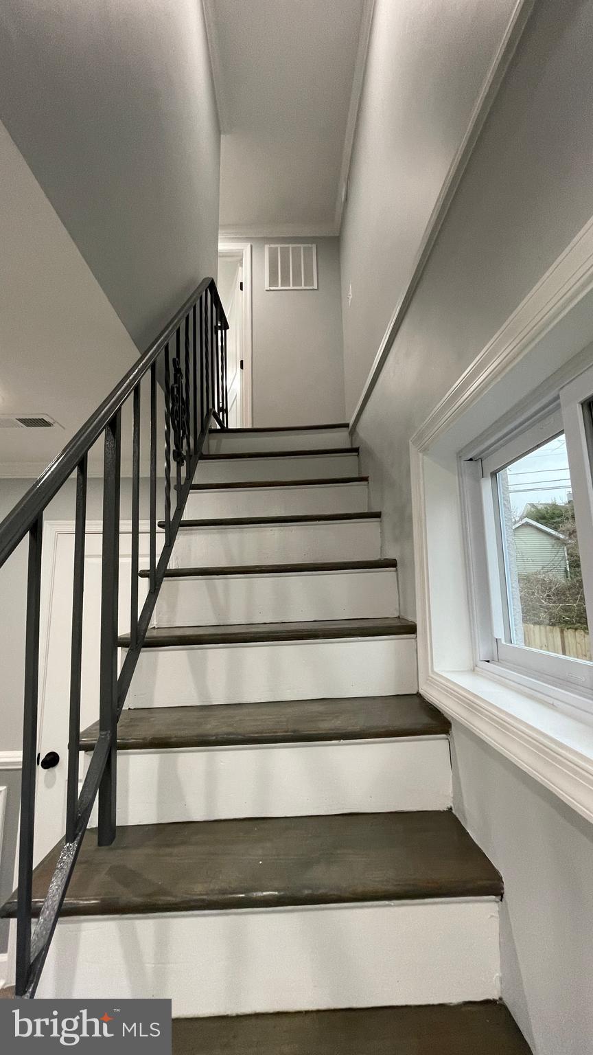 ELMWOOD - Residential