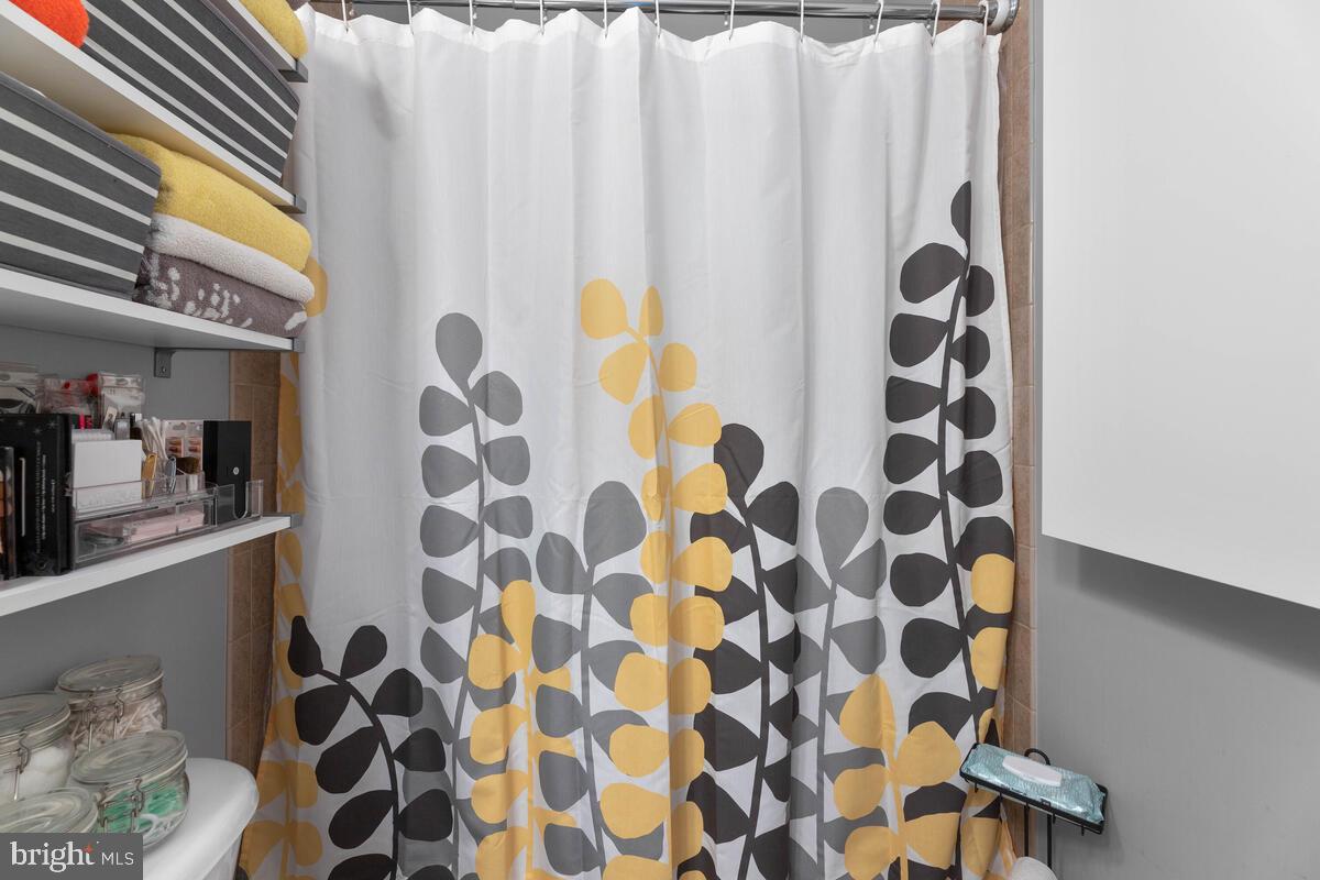 VICTORY PROMENADE - Residential