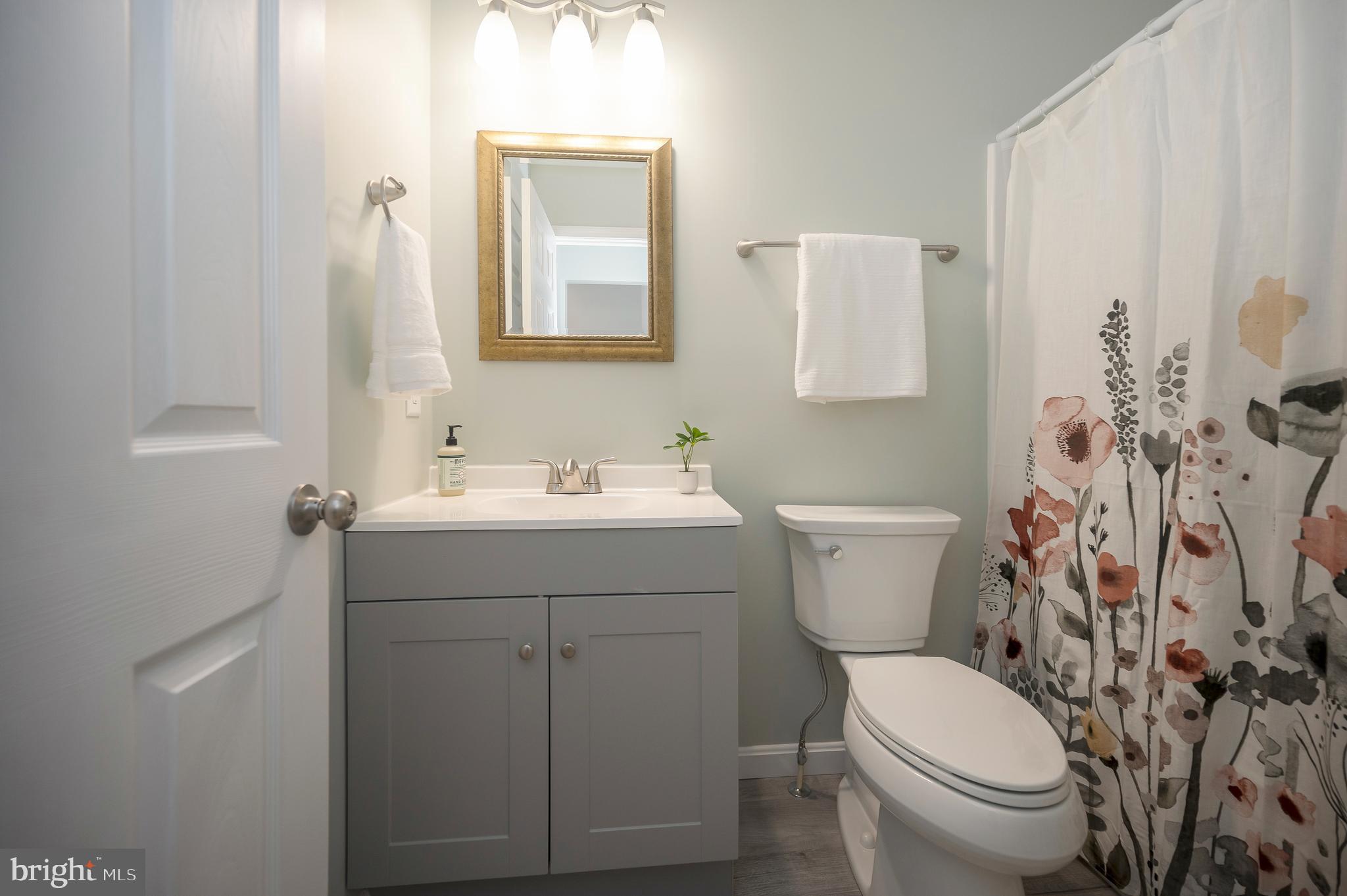 FARMINGTON HEIGHTS - Residential