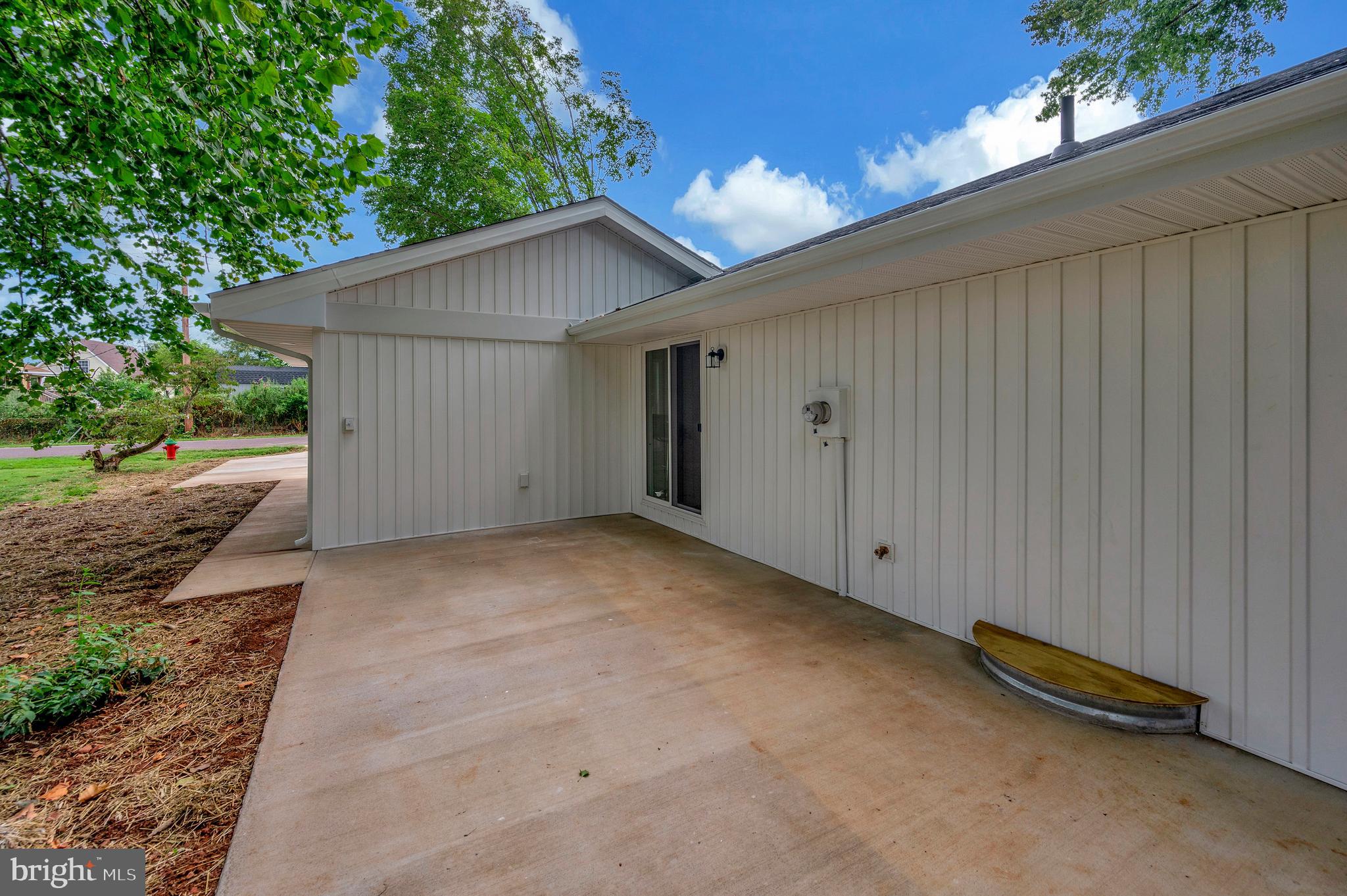 FARMINGTON HEIGHTS - Residential