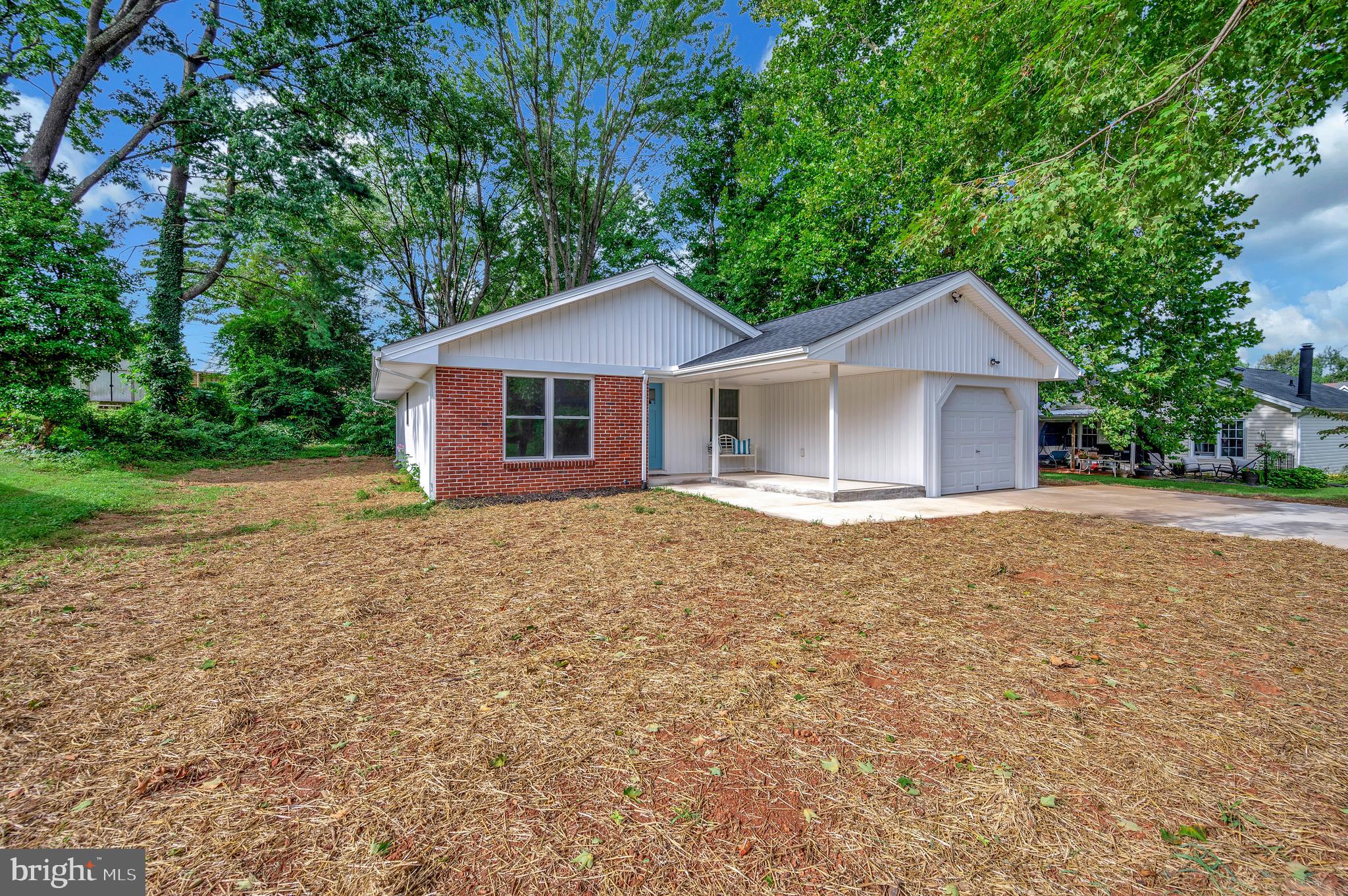 FARMINGTON HEIGHTS - Residential