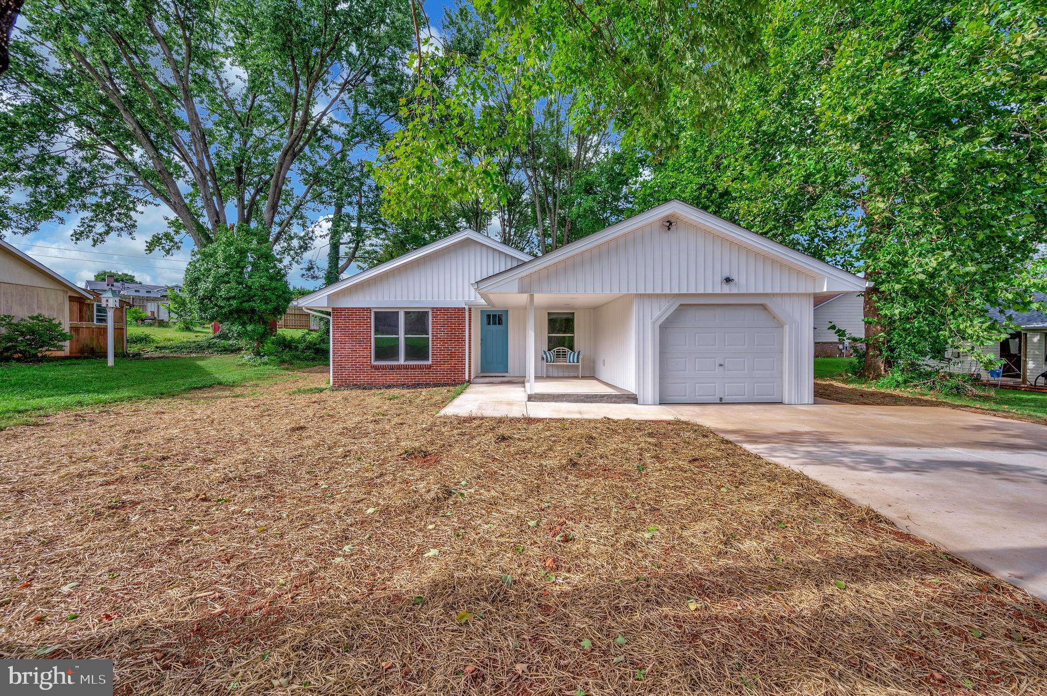 FARMINGTON HEIGHTS - Residential