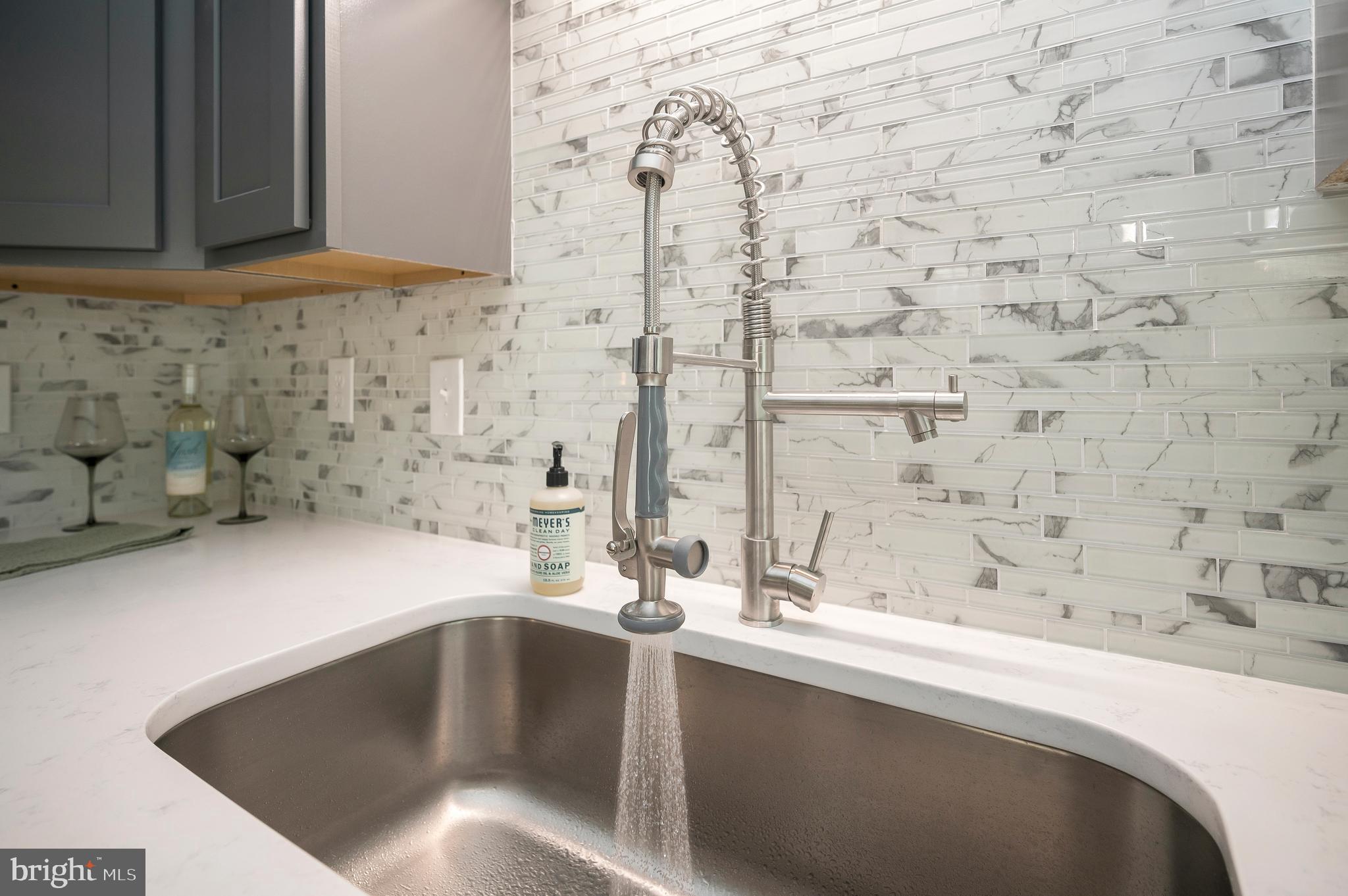 FARMINGTON HEIGHTS - Residential