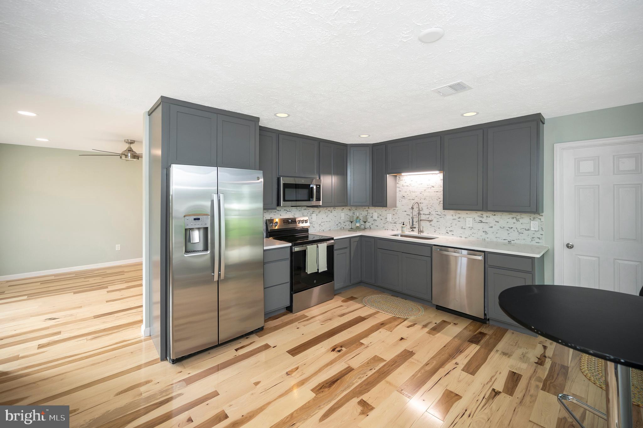 FARMINGTON HEIGHTS - Residential