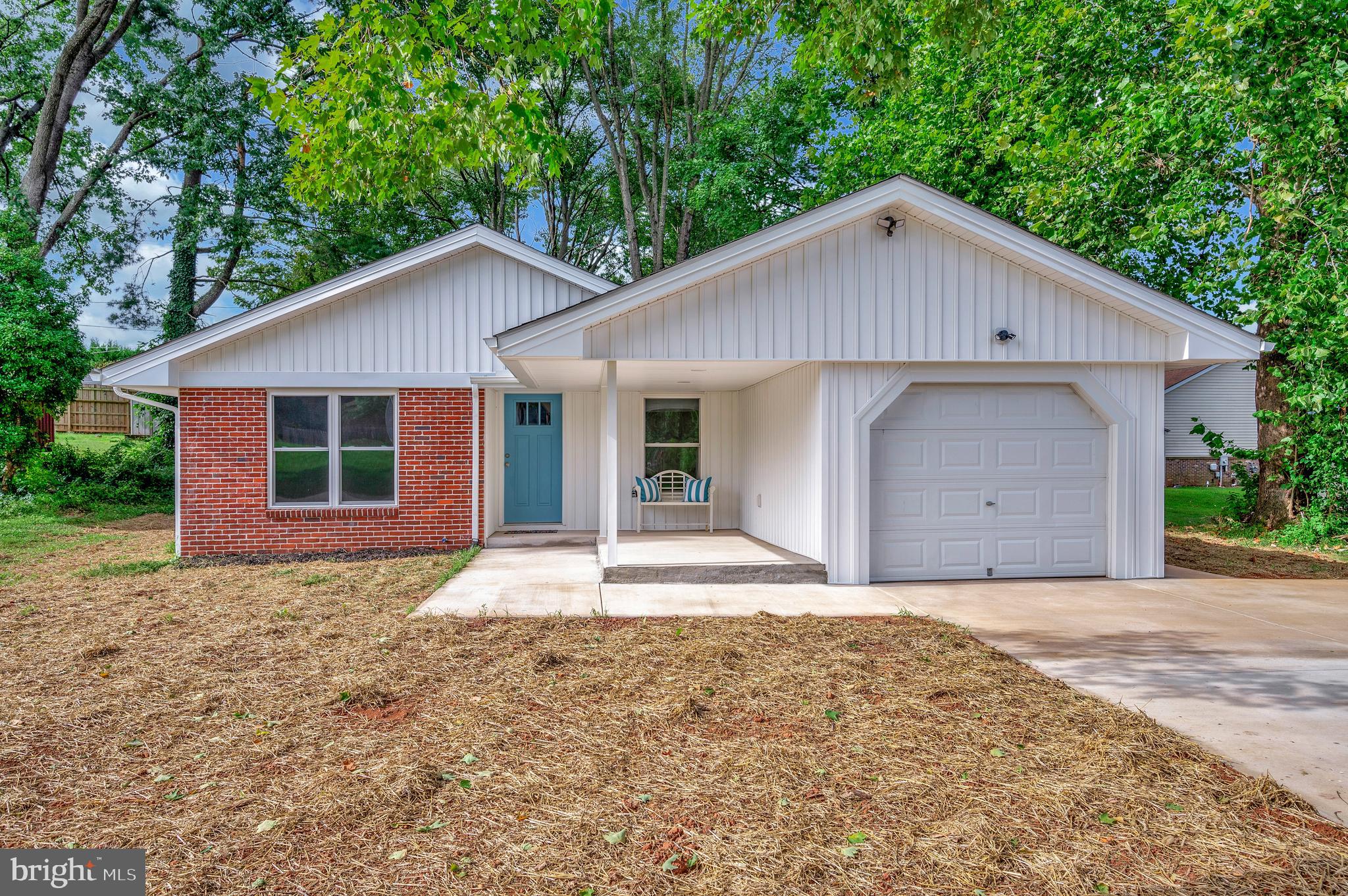 FARMINGTON HEIGHTS - Residential