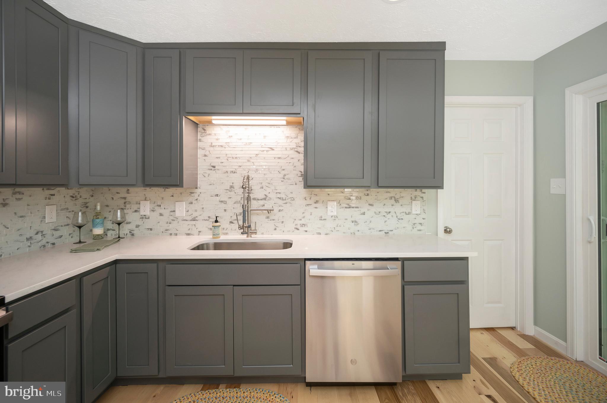 FARMINGTON HEIGHTS - Residential