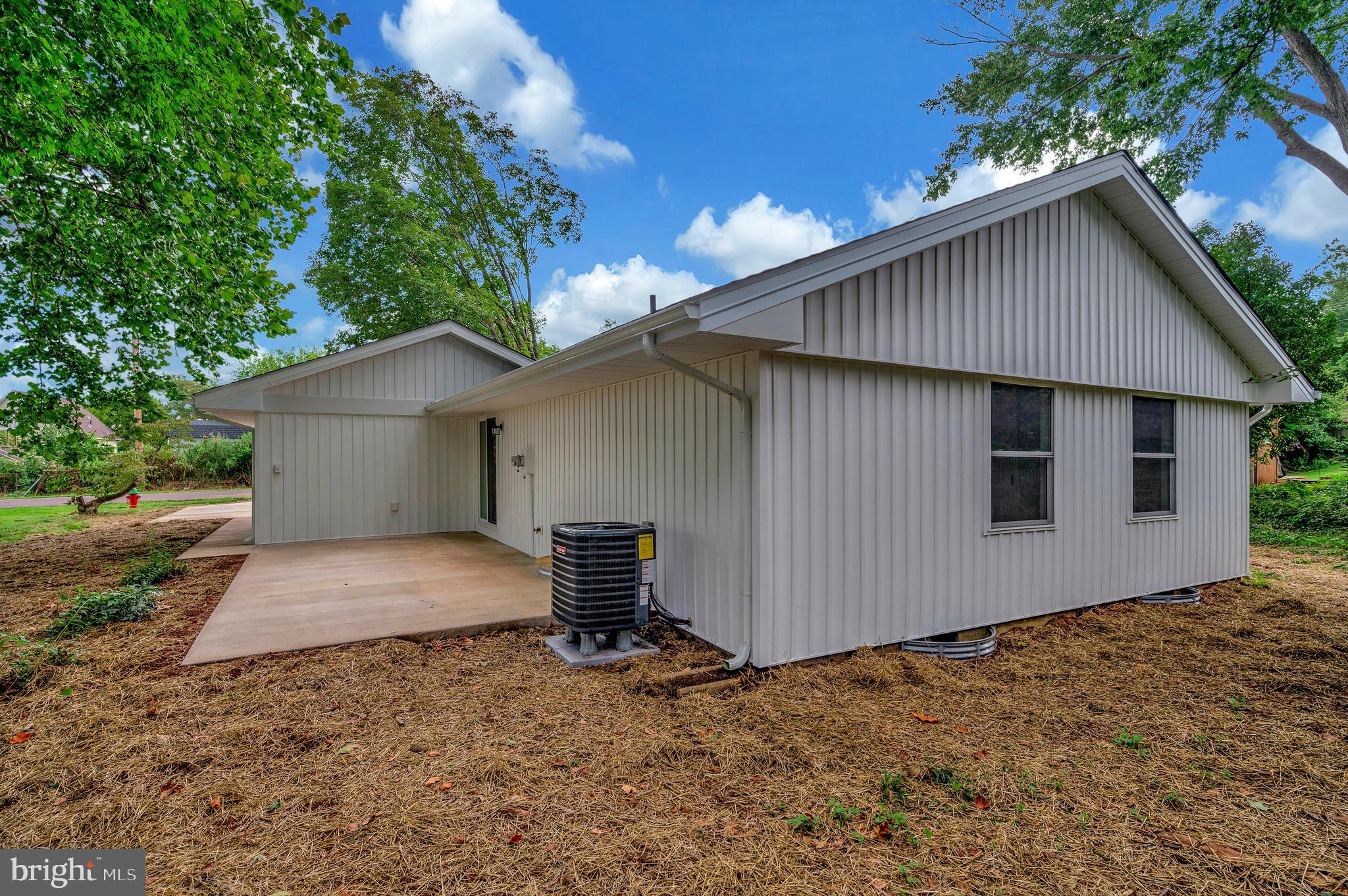 FARMINGTON HEIGHTS - Residential