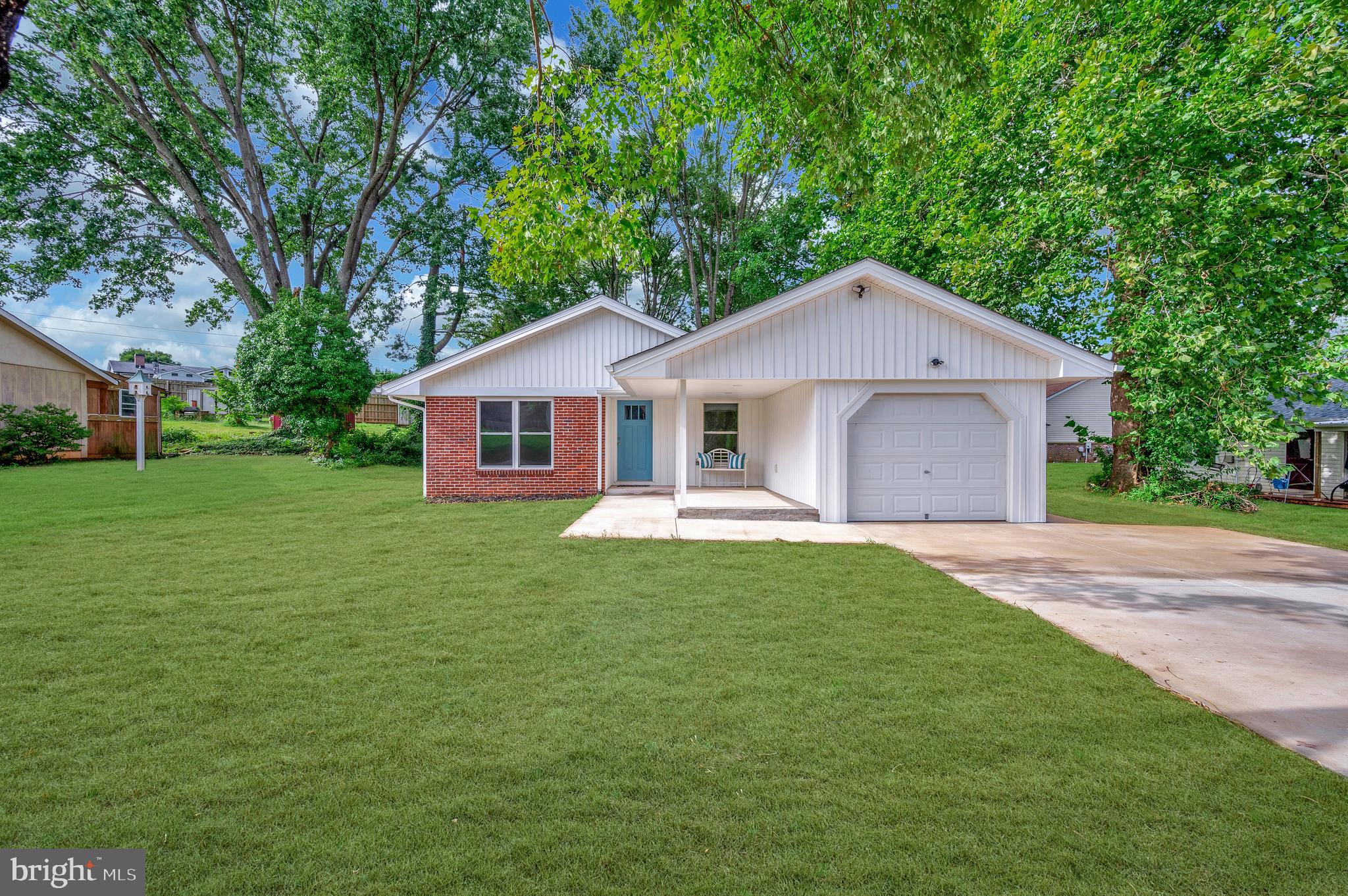 325 ELMWOOD DRIVE