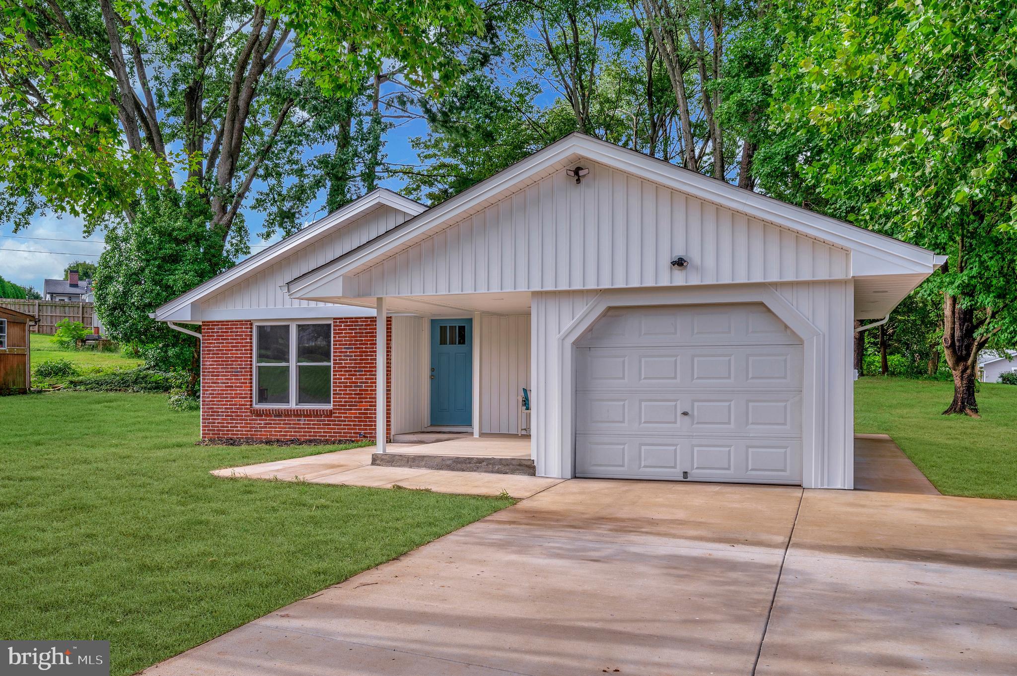 325 ELMWOOD DRIVE