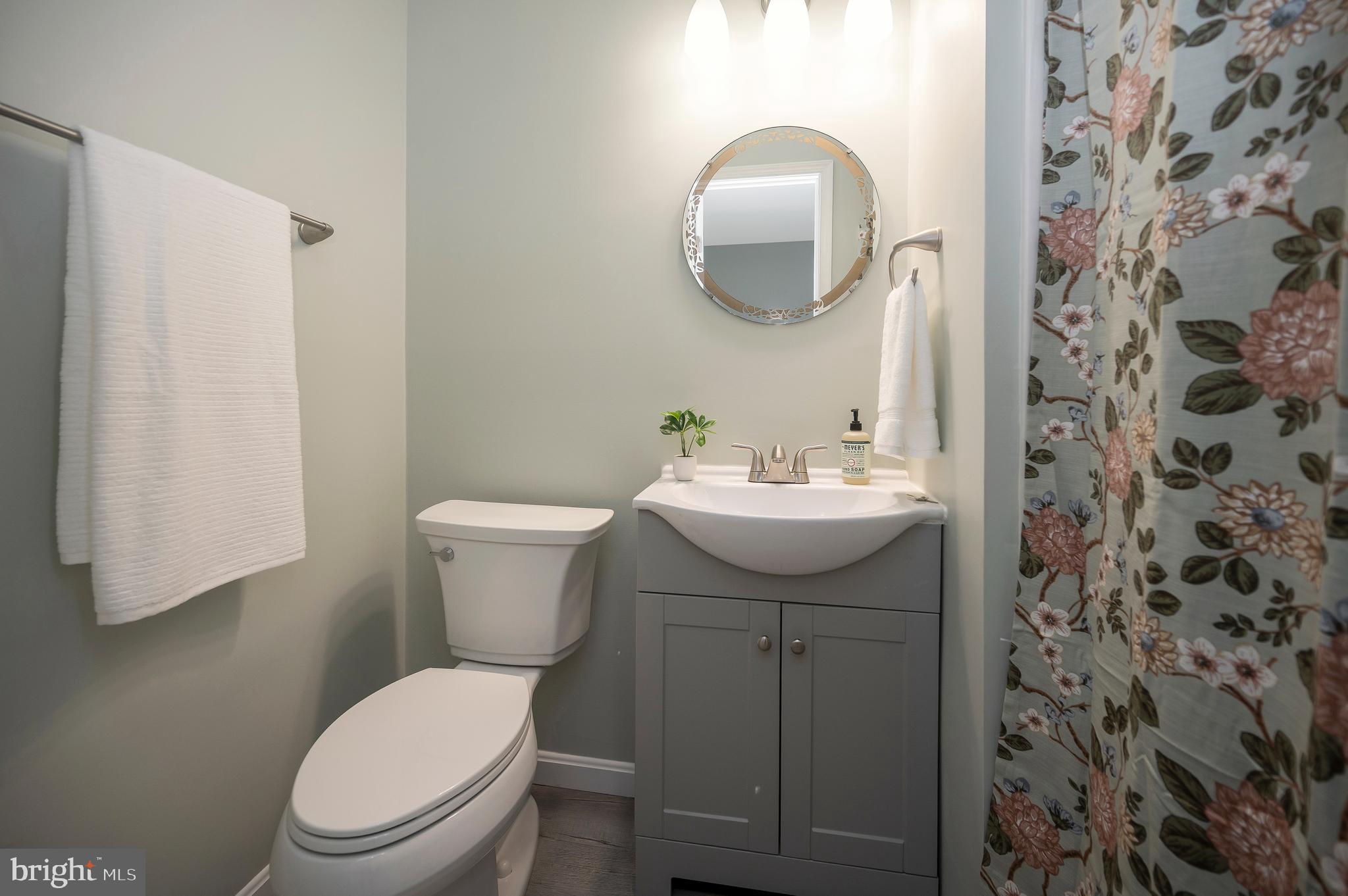 FARMINGTON HEIGHTS - Residential