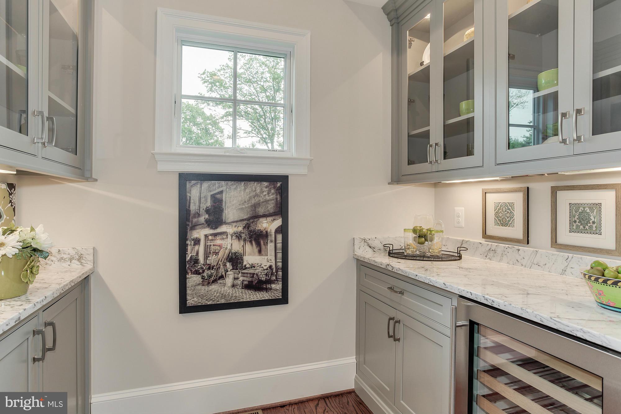 SALONA VILLAGE - Residential