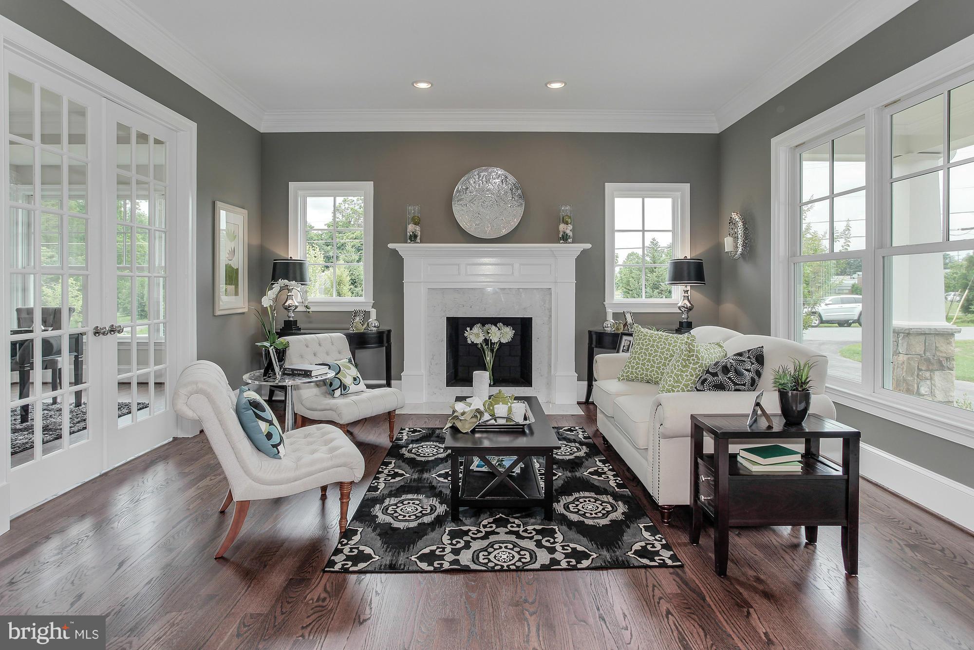 SALONA VILLAGE - Residential