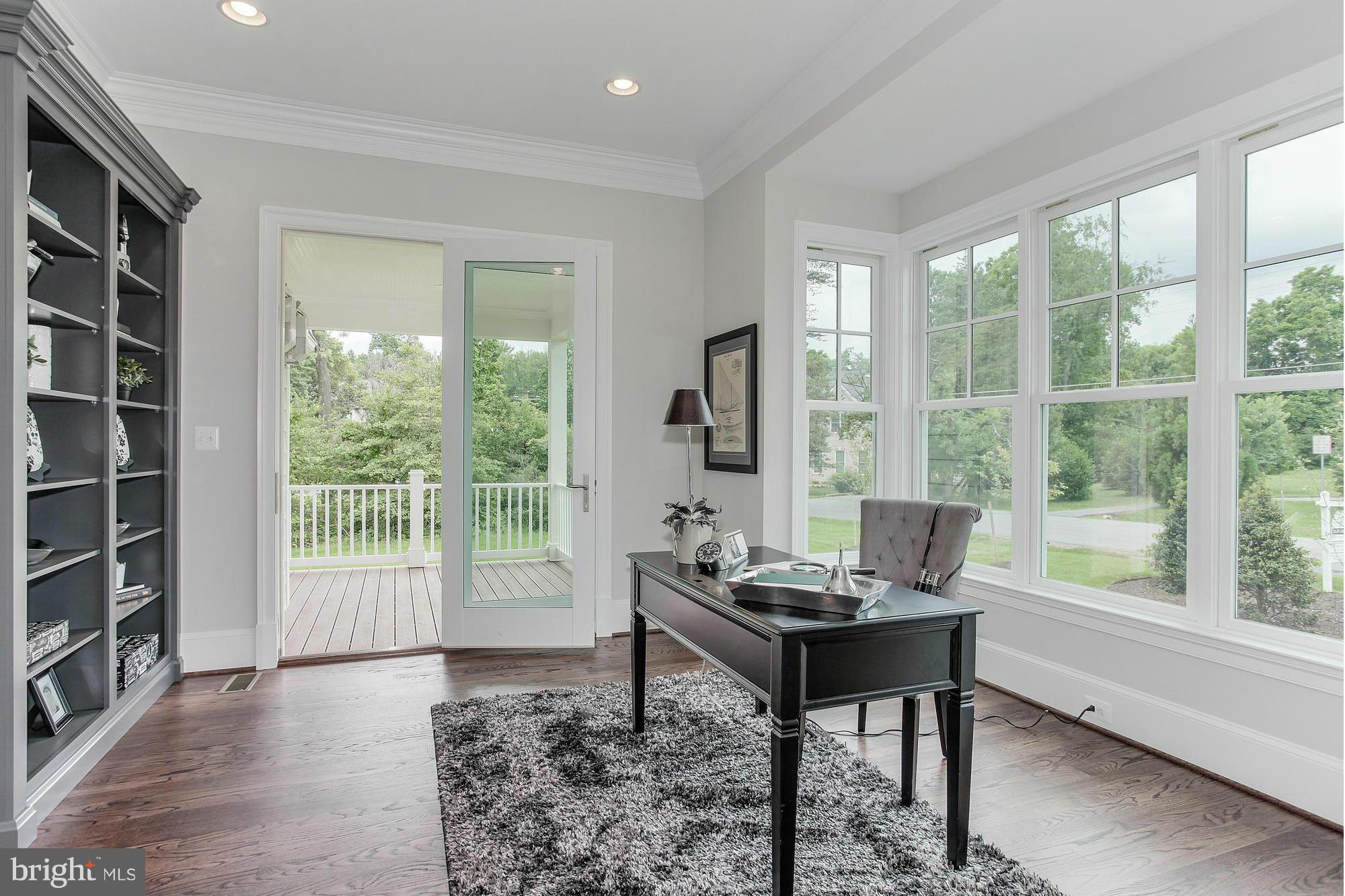 SALONA VILLAGE - Residential