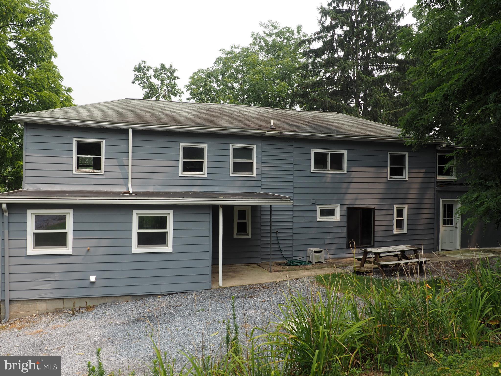 606 S MOUNTAIN ROAD