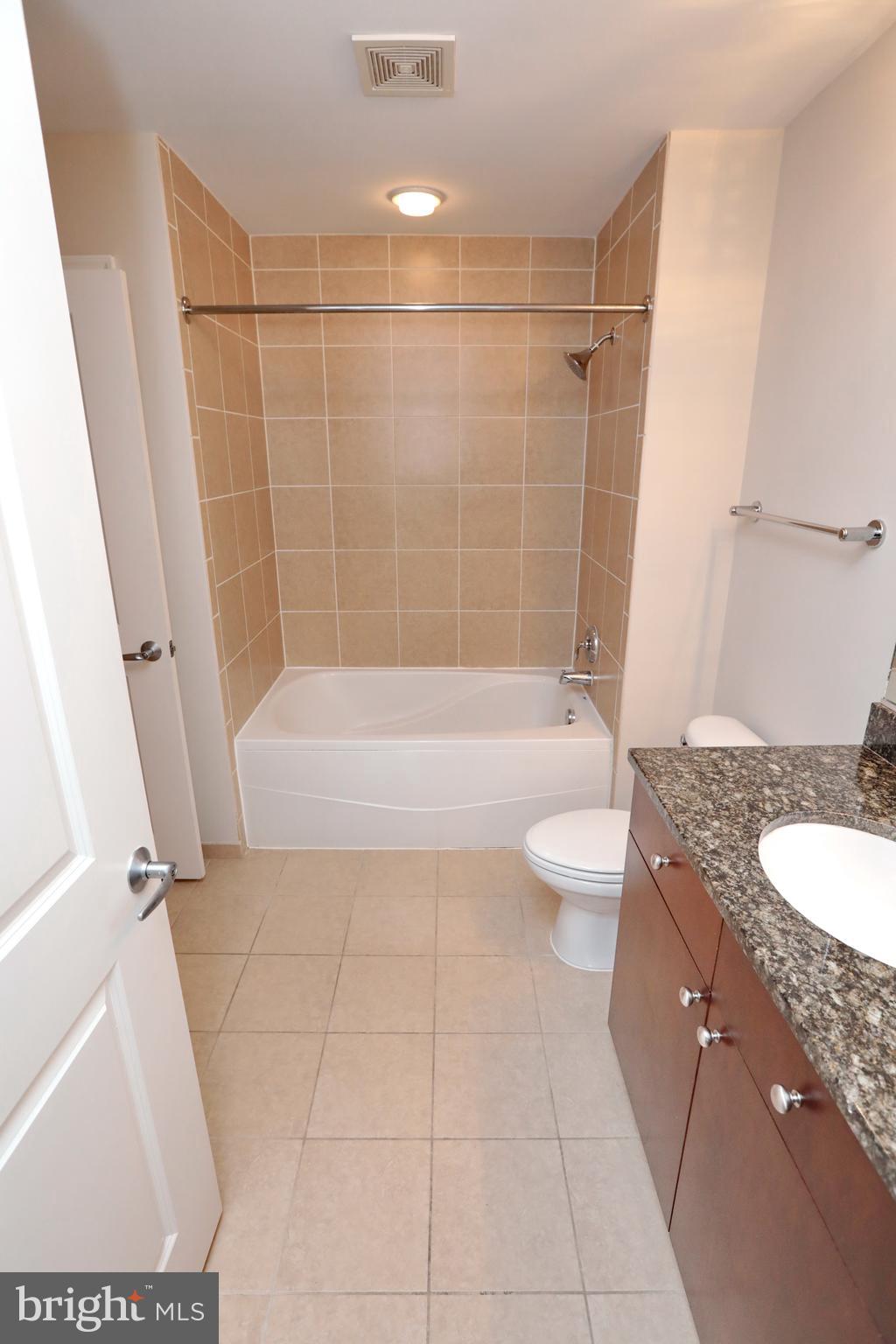 ONE NATIONAL HARBOR CONDOMINIUM - Residential