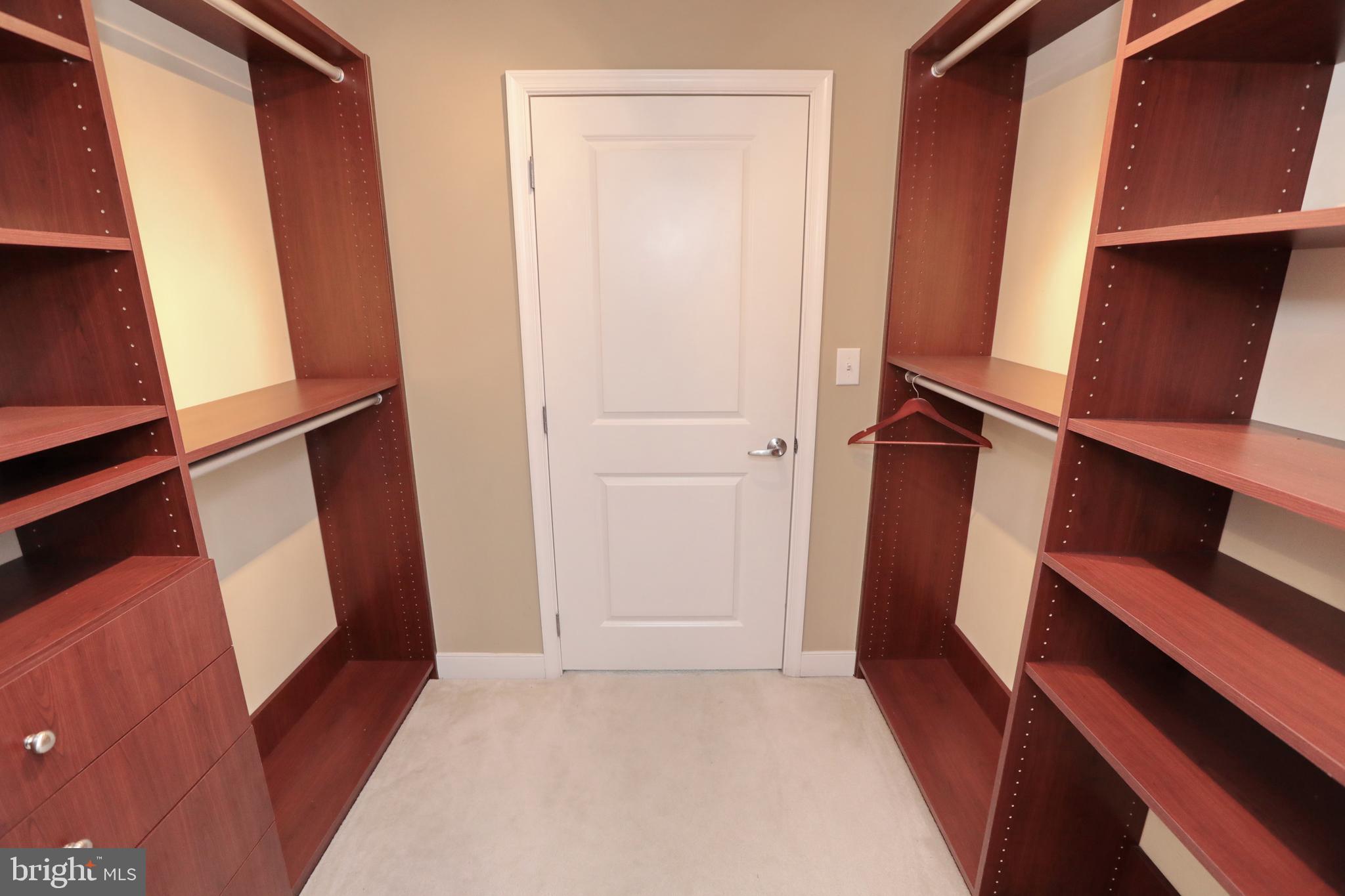 ONE NATIONAL HARBOR CONDOMINIUM - Residential