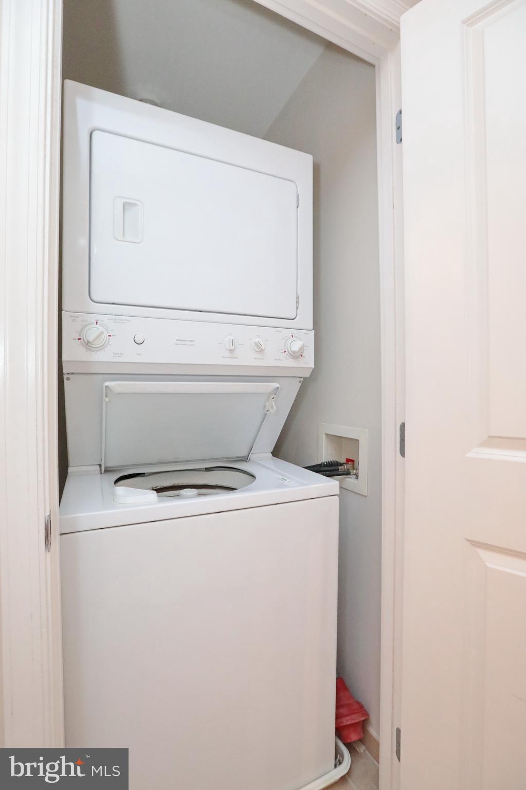 ONE NATIONAL HARBOR CONDOMINIUM - Residential