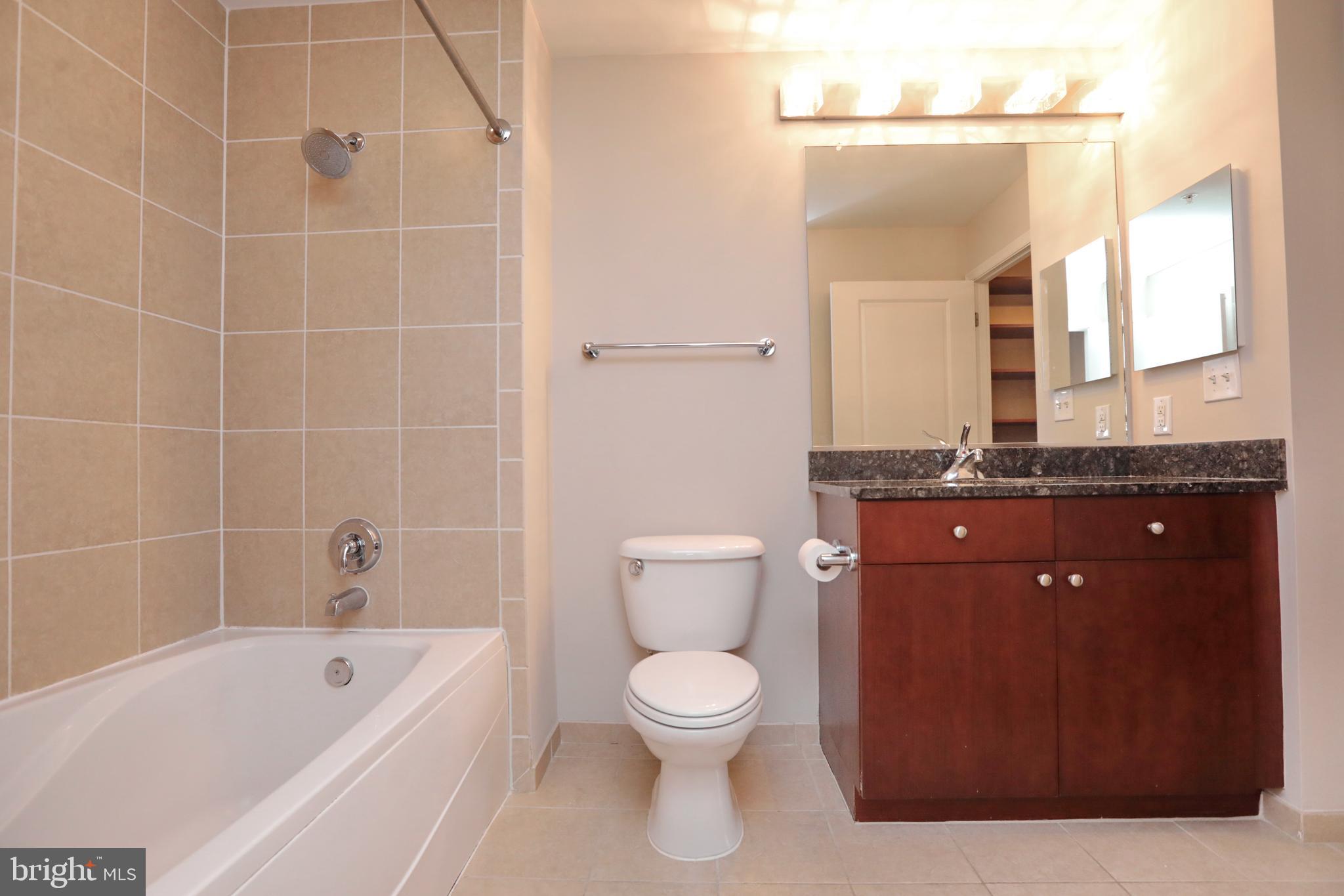 ONE NATIONAL HARBOR CONDOMINIUM - Residential