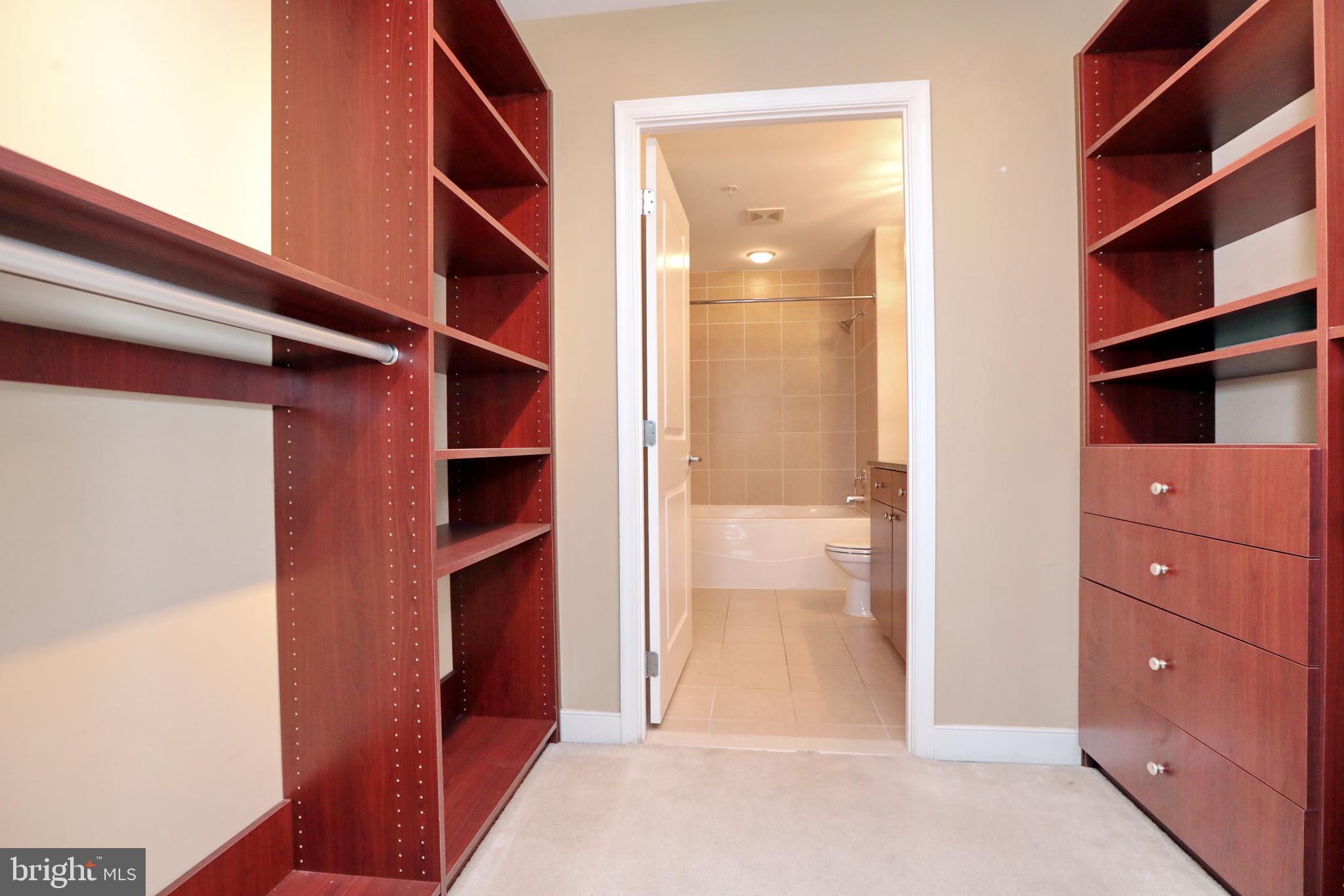 ONE NATIONAL HARBOR CONDOMINIUM - Residential