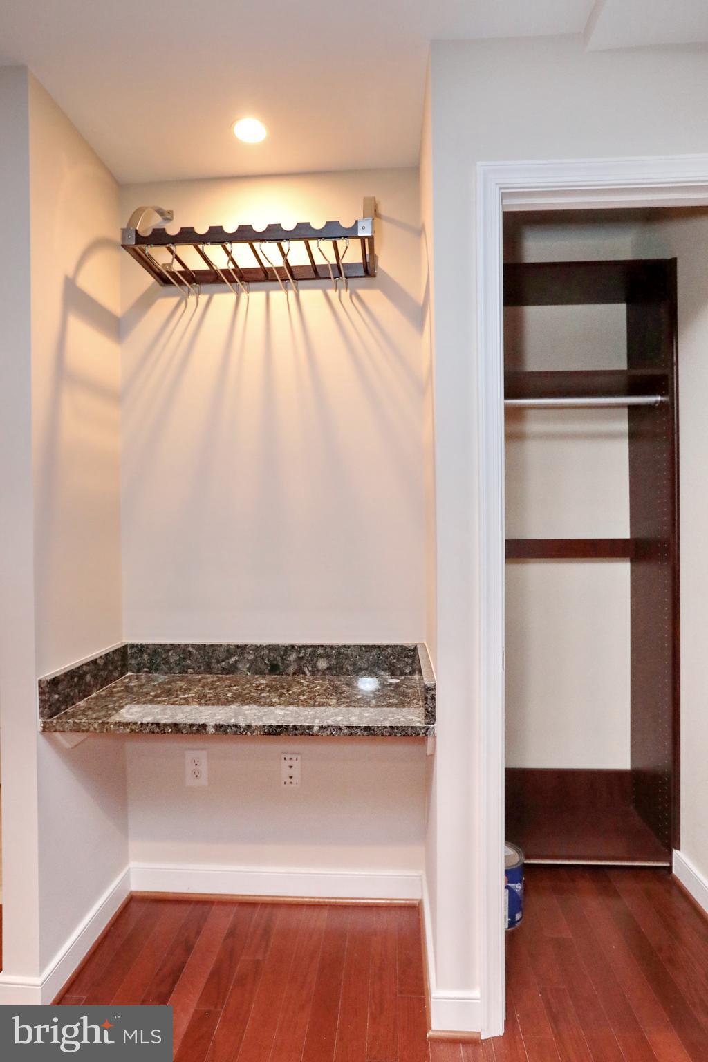 ONE NATIONAL HARBOR CONDOMINIUM - Residential