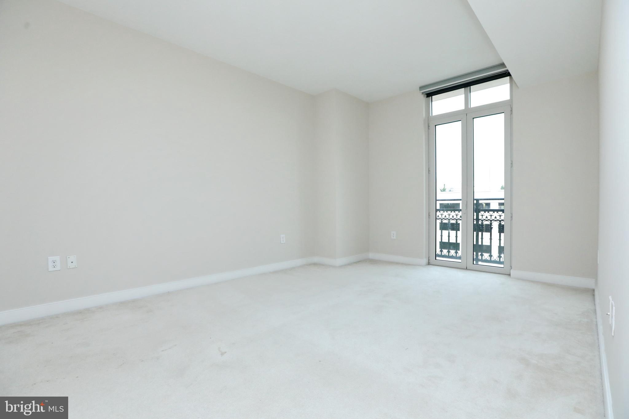 ONE NATIONAL HARBOR CONDOMINIUM - Residential