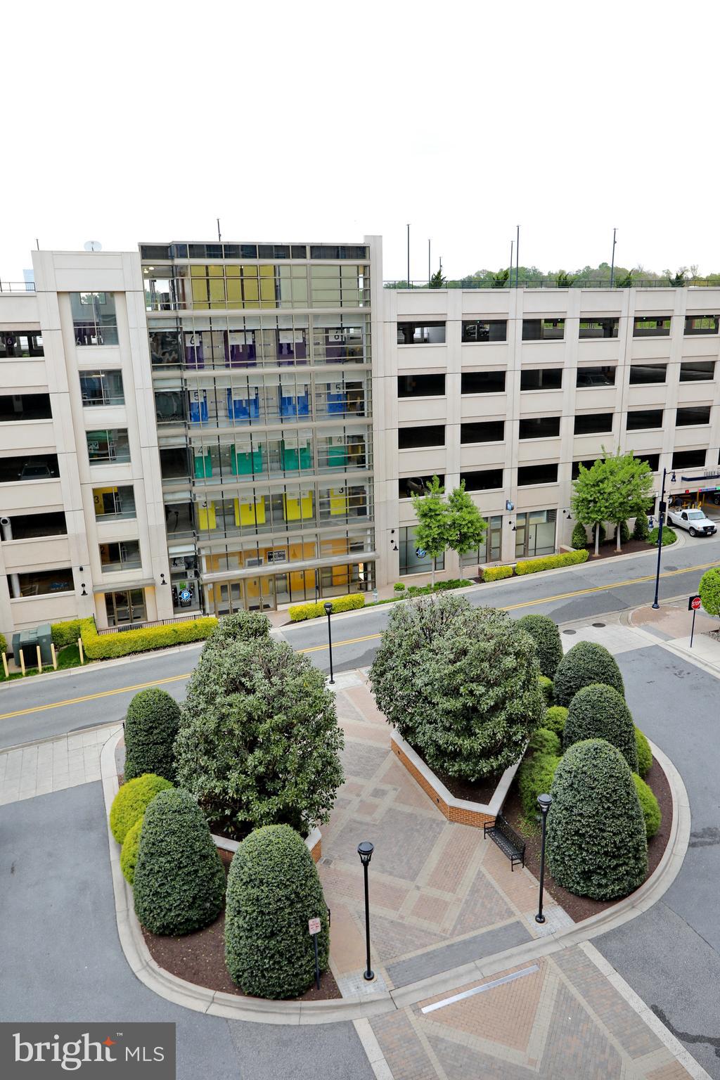 ONE NATIONAL HARBOR CONDOMINIUM - Residential