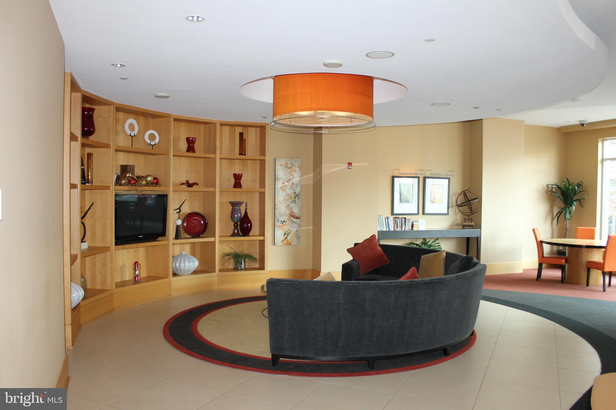 ONE NATIONAL HARBOR CONDOMINIUM - Residential