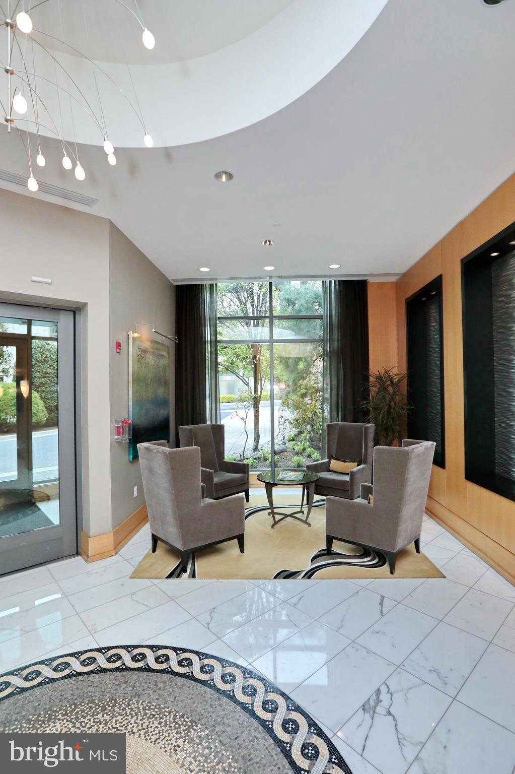 ONE NATIONAL HARBOR CONDOMINIUM - Residential