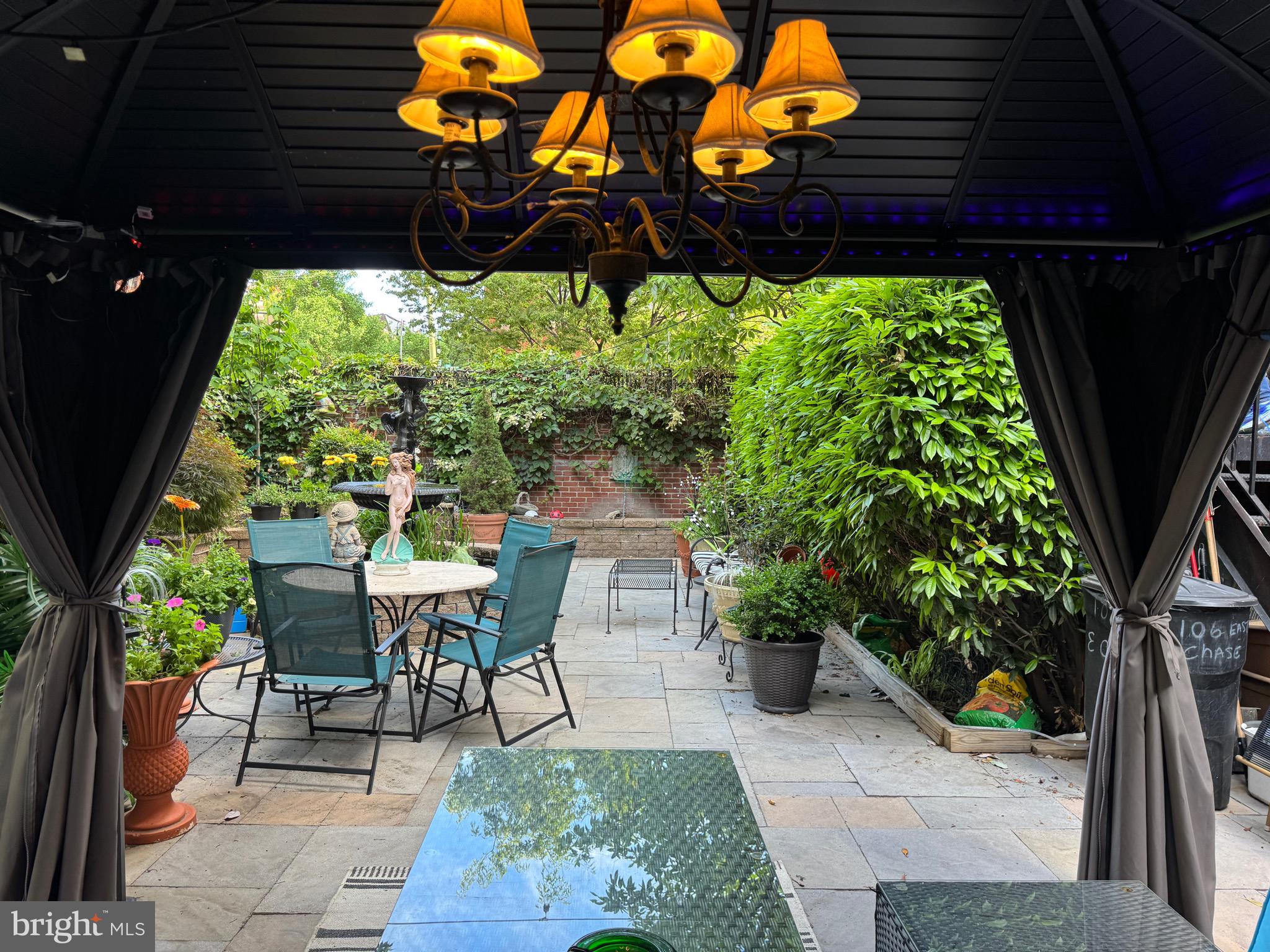 MOUNT VERNON - Residential