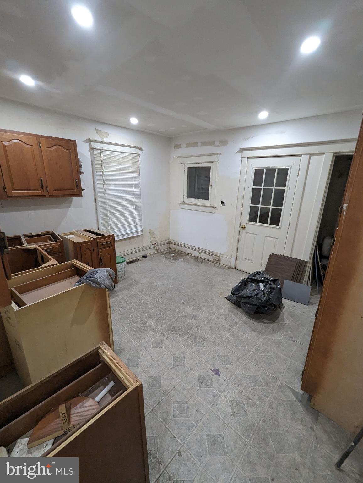 MARTINSBURG CITY - Residential Income