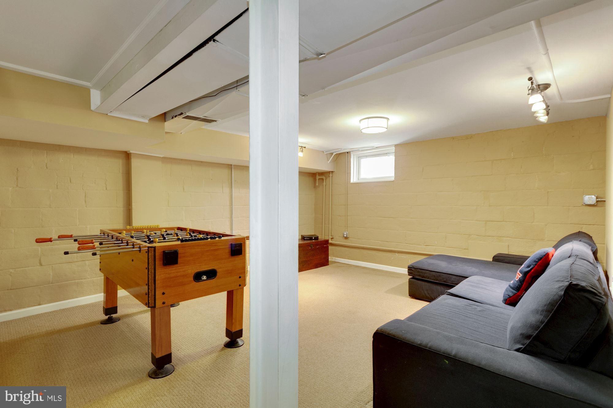 ROLLINGWOOD - Residential