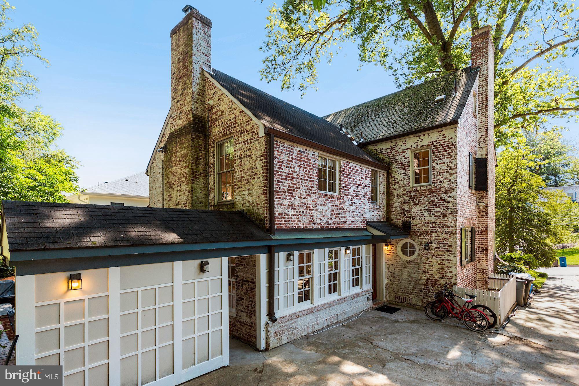 ROLLINGWOOD - Residential