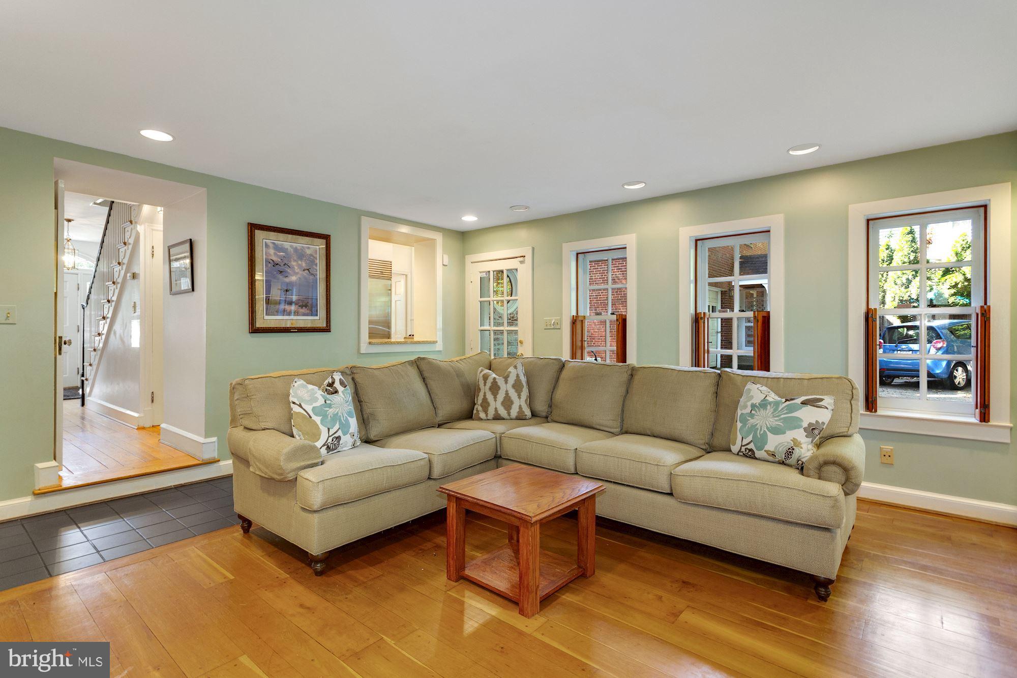 ROLLINGWOOD - Residential